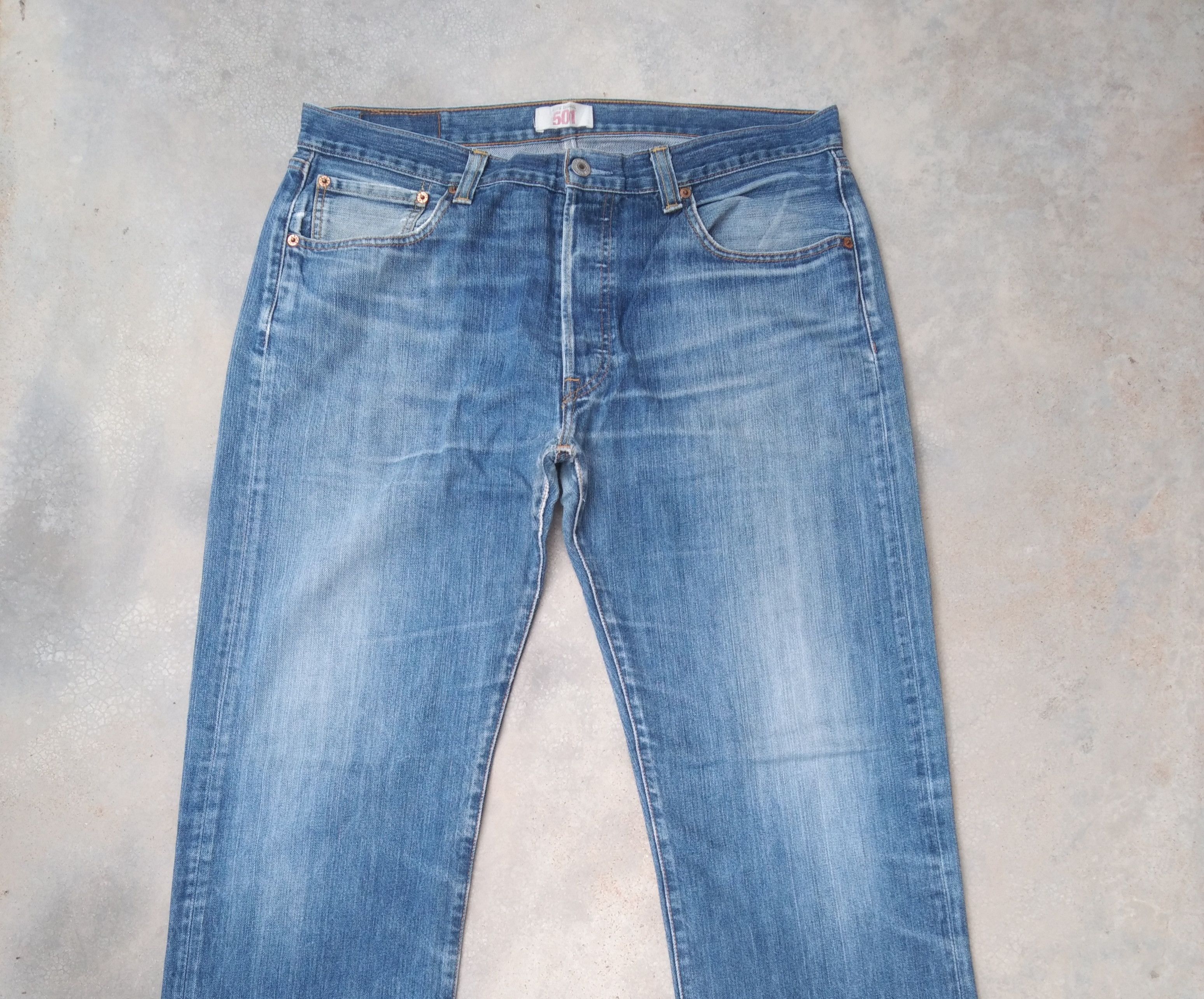 Levi's Vintage Levi's 501 Faded Blue Distressed Jeans 36x33 Size US 36 / EU 52 - 5 Thumbnail