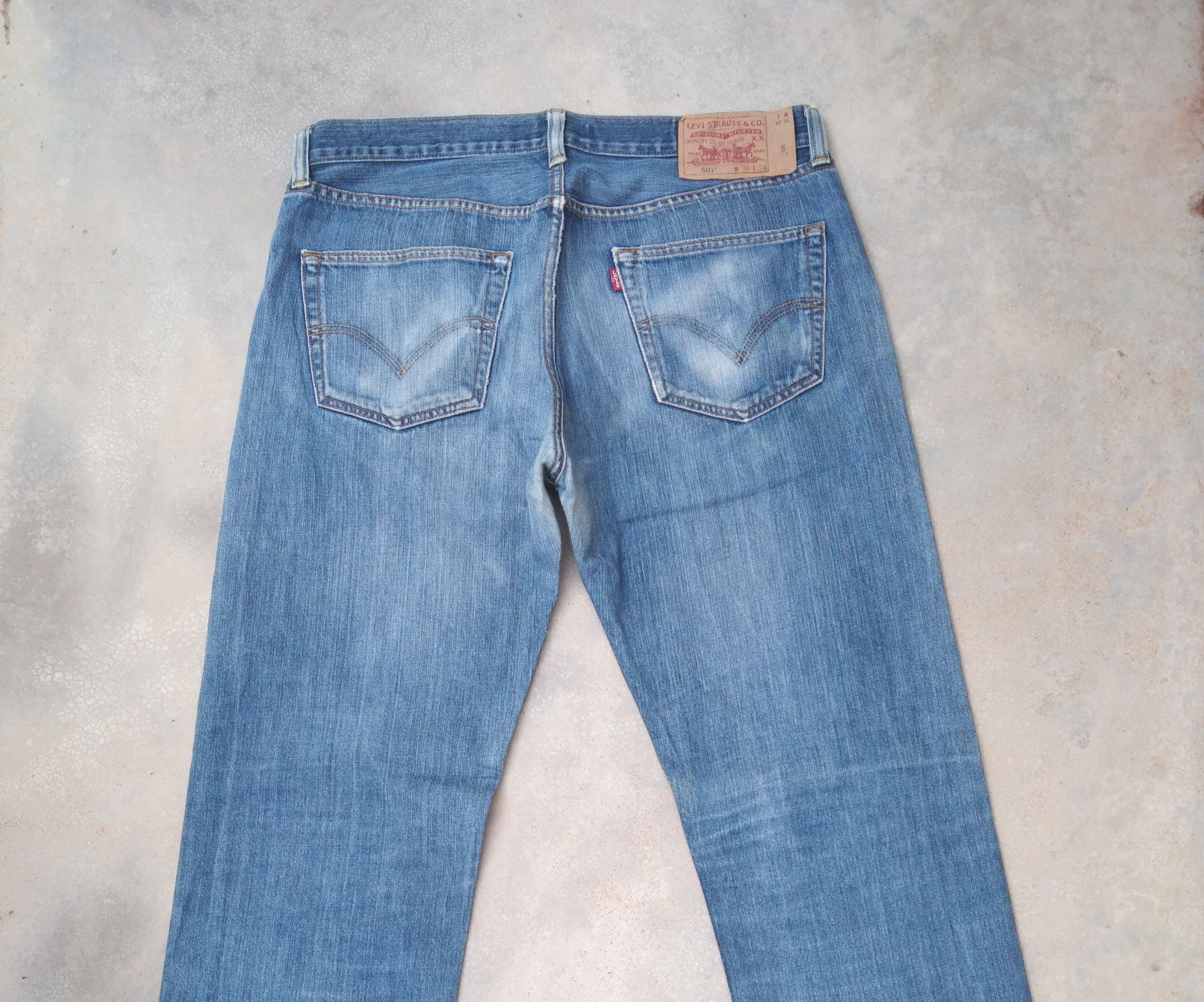 Levi's Vintage Levi's 501 Faded Blue Distressed Jeans 36x33 Size US 36 / EU 52 - 3 Thumbnail