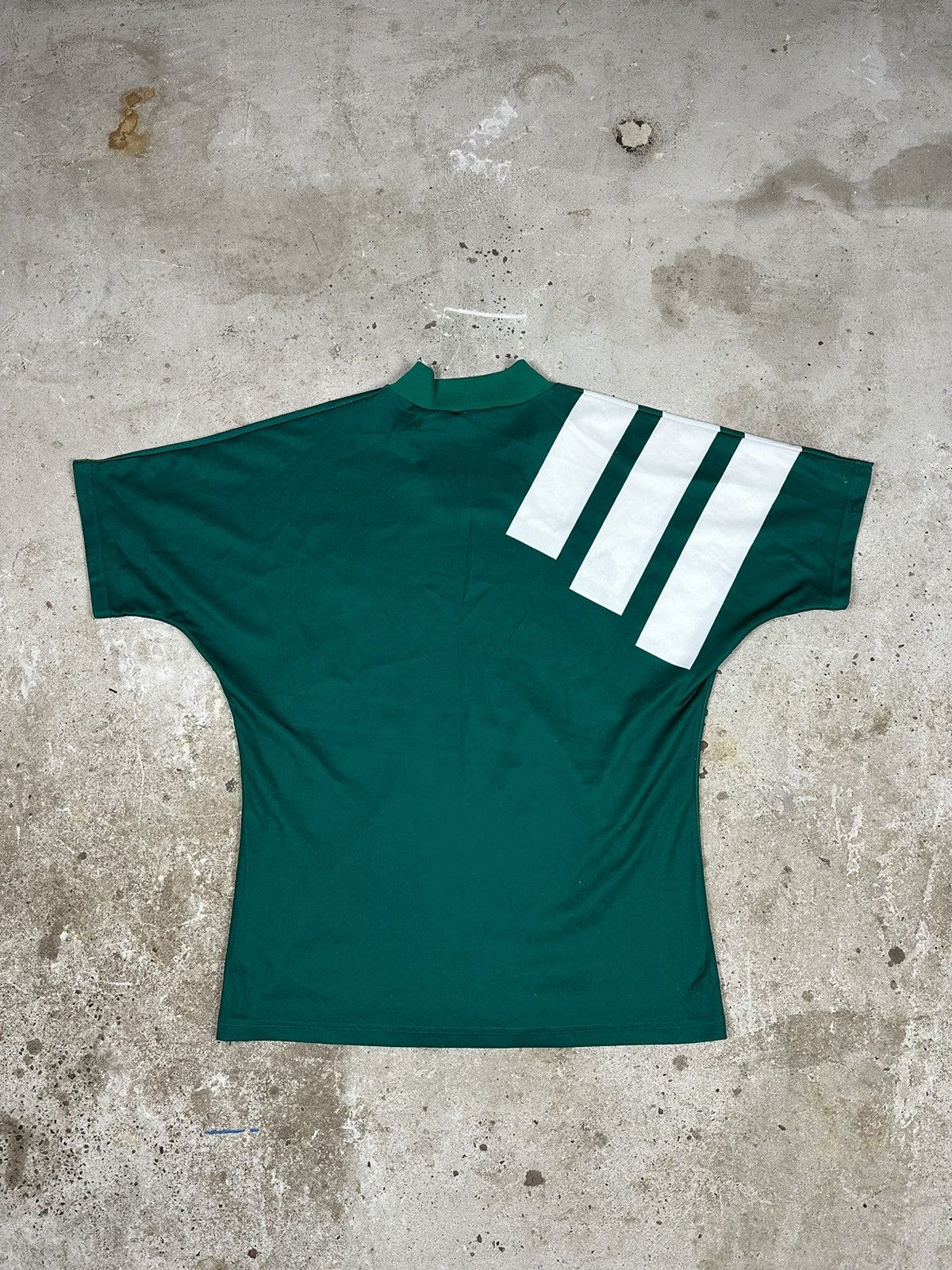 Adidas Vintage 1991/1992 Adidas x Liverpool Away Jersey RARE Size US L / EU 52-54 / 3 - 2 Thumbnail