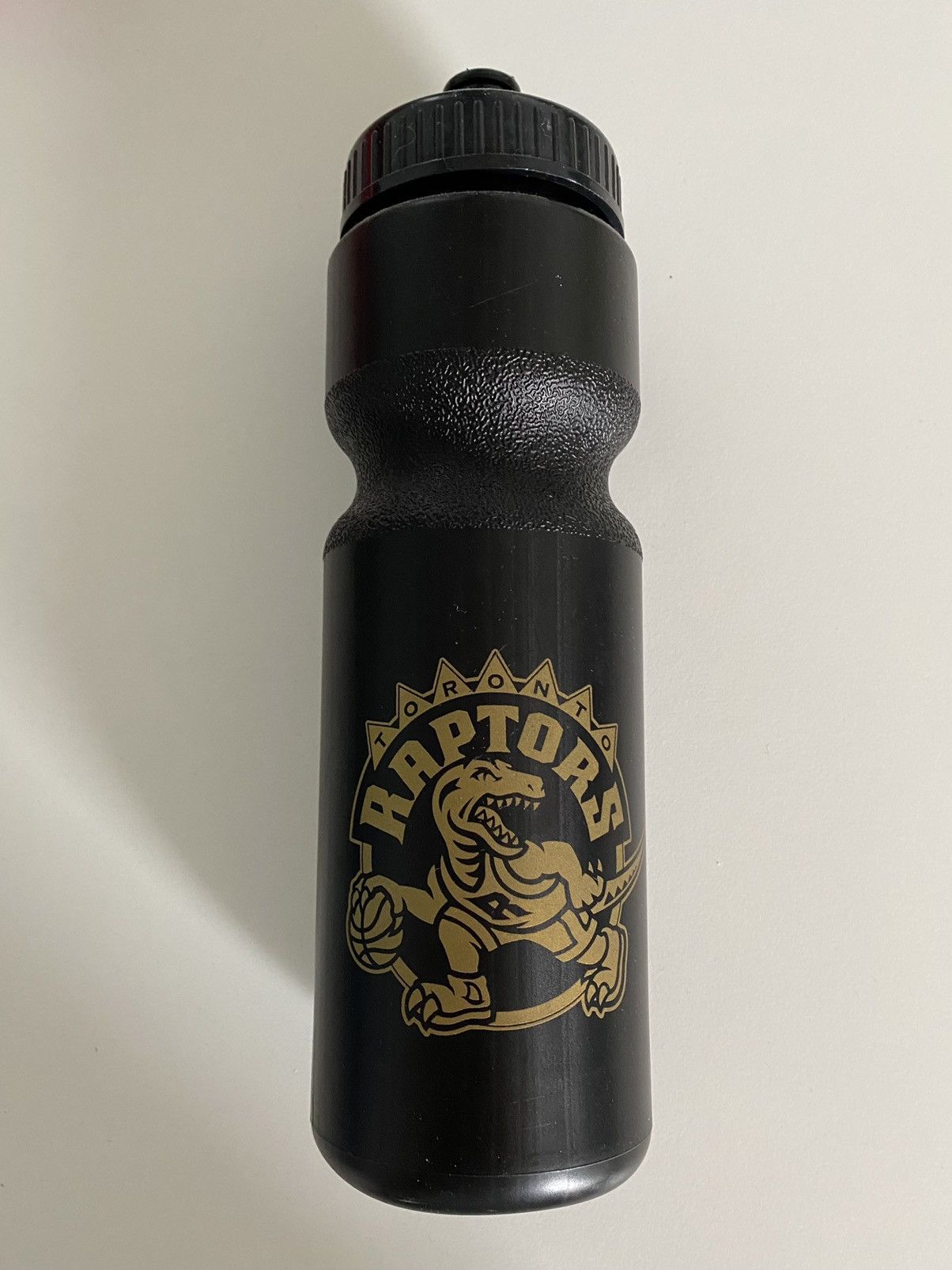NBA × October's Very Own Rare OVO x Toronto Raptors Plastic Water Bottle Size ONE SIZE - 2 Thumbnail