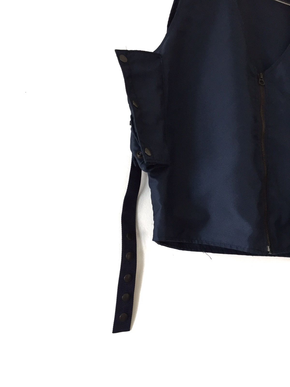 Avirex × Vintage 💥delete today💥Vintage avirex vest radio carrier military Size US L / EU 52-54 / 3 - 7 Thumbnail