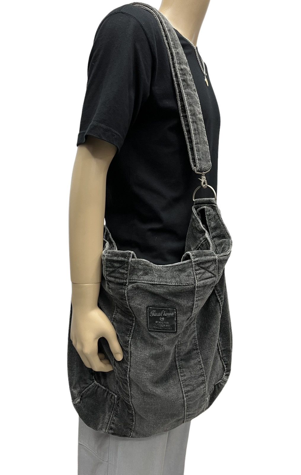 Final Home ❤️ VINTAGE FINAL HOME ISSEY MIYAKE Corduroy Tote Sling Bag Size ONE SIZE - 14 Thumbnail