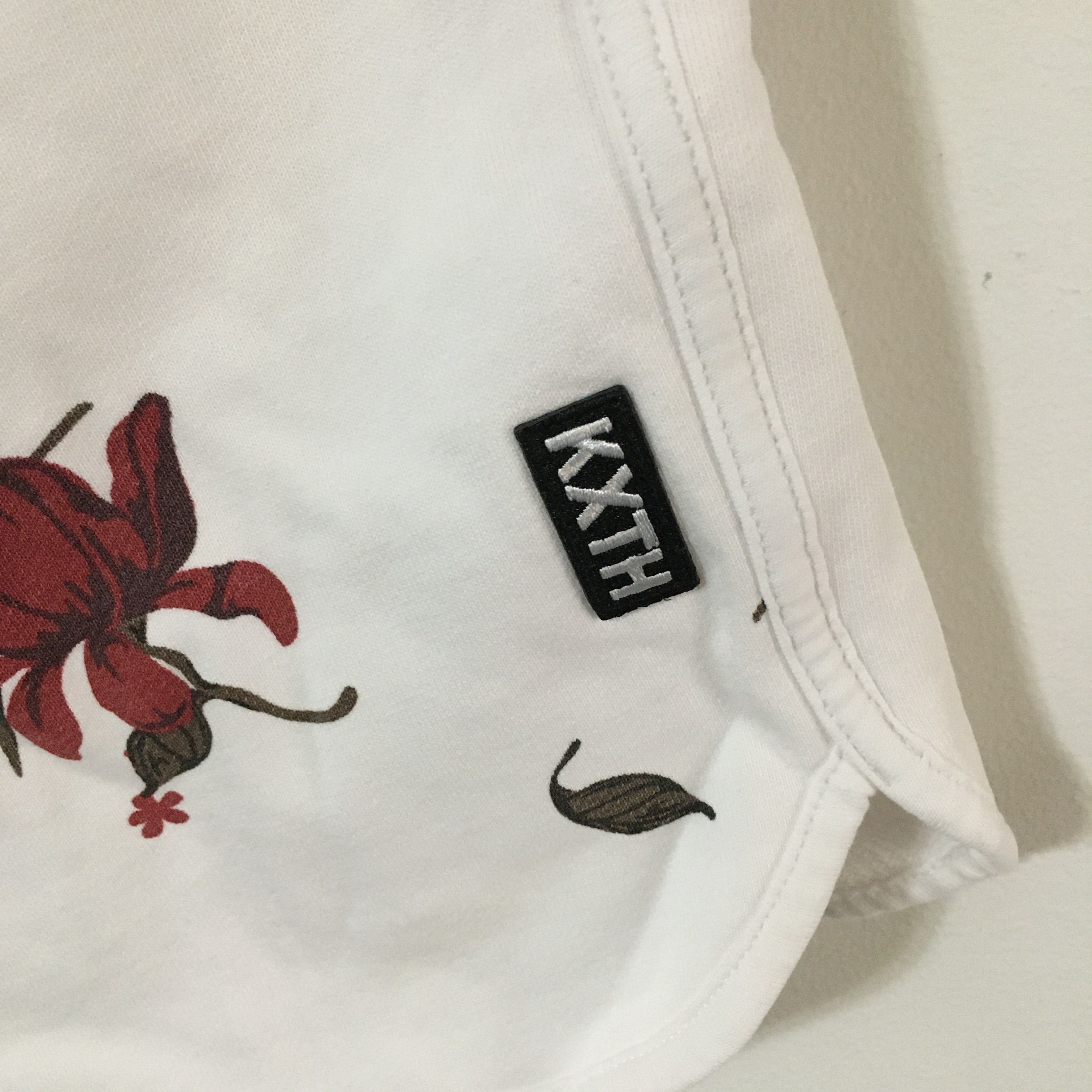 Kith 10th Anniversory Summer Floral Jordan Short Size US 32 / EU 48 - 11 Thumbnail