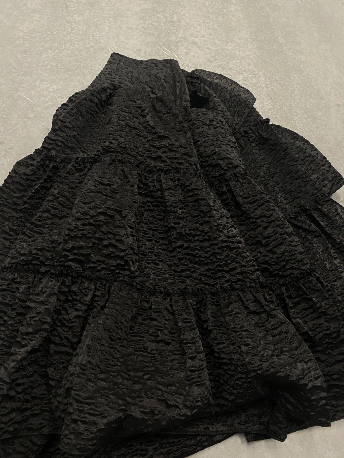 Simone Rocha Tiered Ruffle Midi Skirt Size 27" / US 4 / IT 40 - 2 Thumbnail