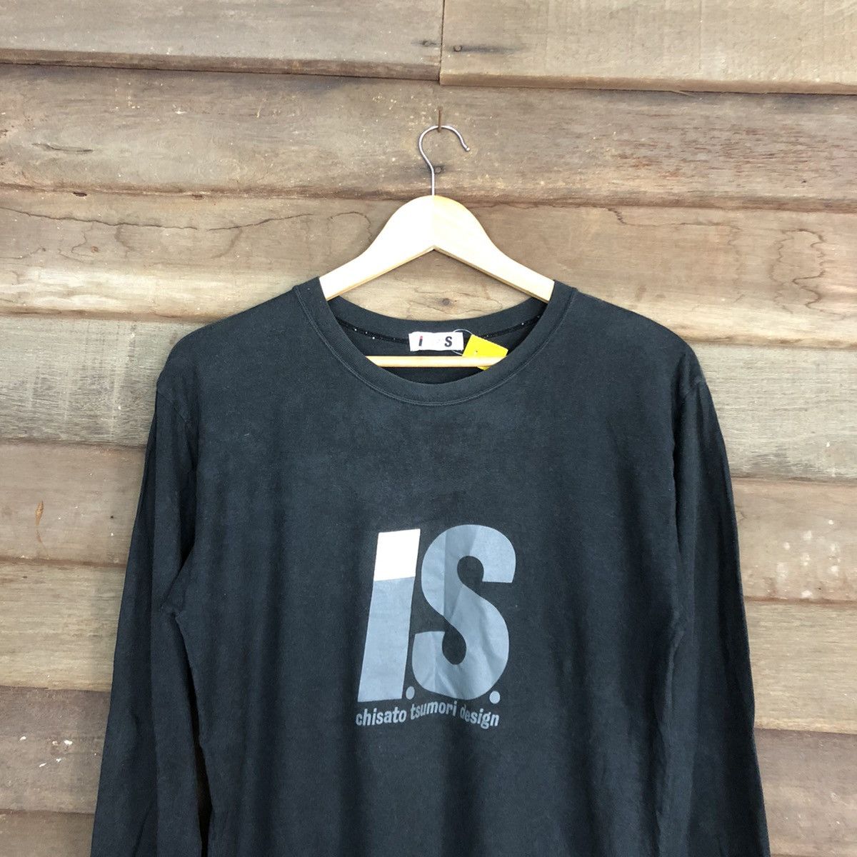 Issey Miyake DL Issey Miyake IS big logo Black Long Sleeve Tshirt #3881 Size US M / EU 48-50 / 2 - 2 Thumbnail