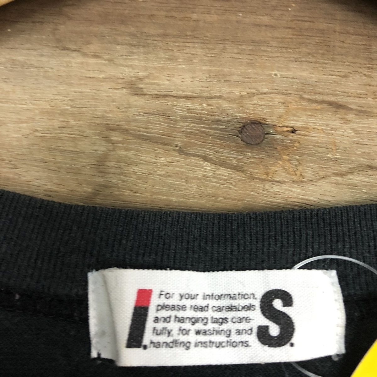 Issey Miyake DL Issey Miyake IS big logo Black Long Sleeve Tshirt #3881 Size US M / EU 48-50 / 2 - 11 Thumbnail