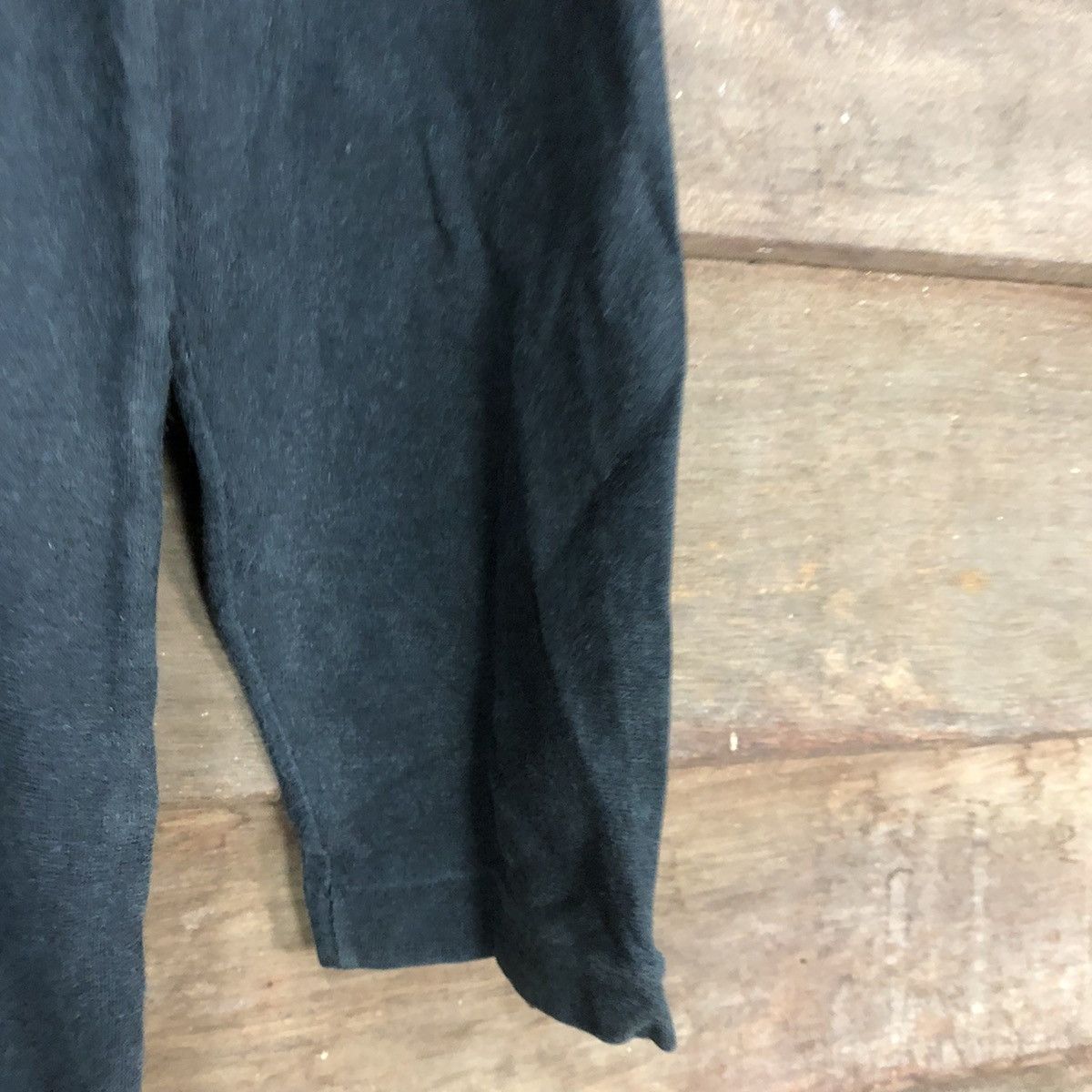 Issey Miyake DL Issey Miyake IS big logo Black Long Sleeve Tshirt #3881 Size US M / EU 48-50 / 2 - 4 Thumbnail
