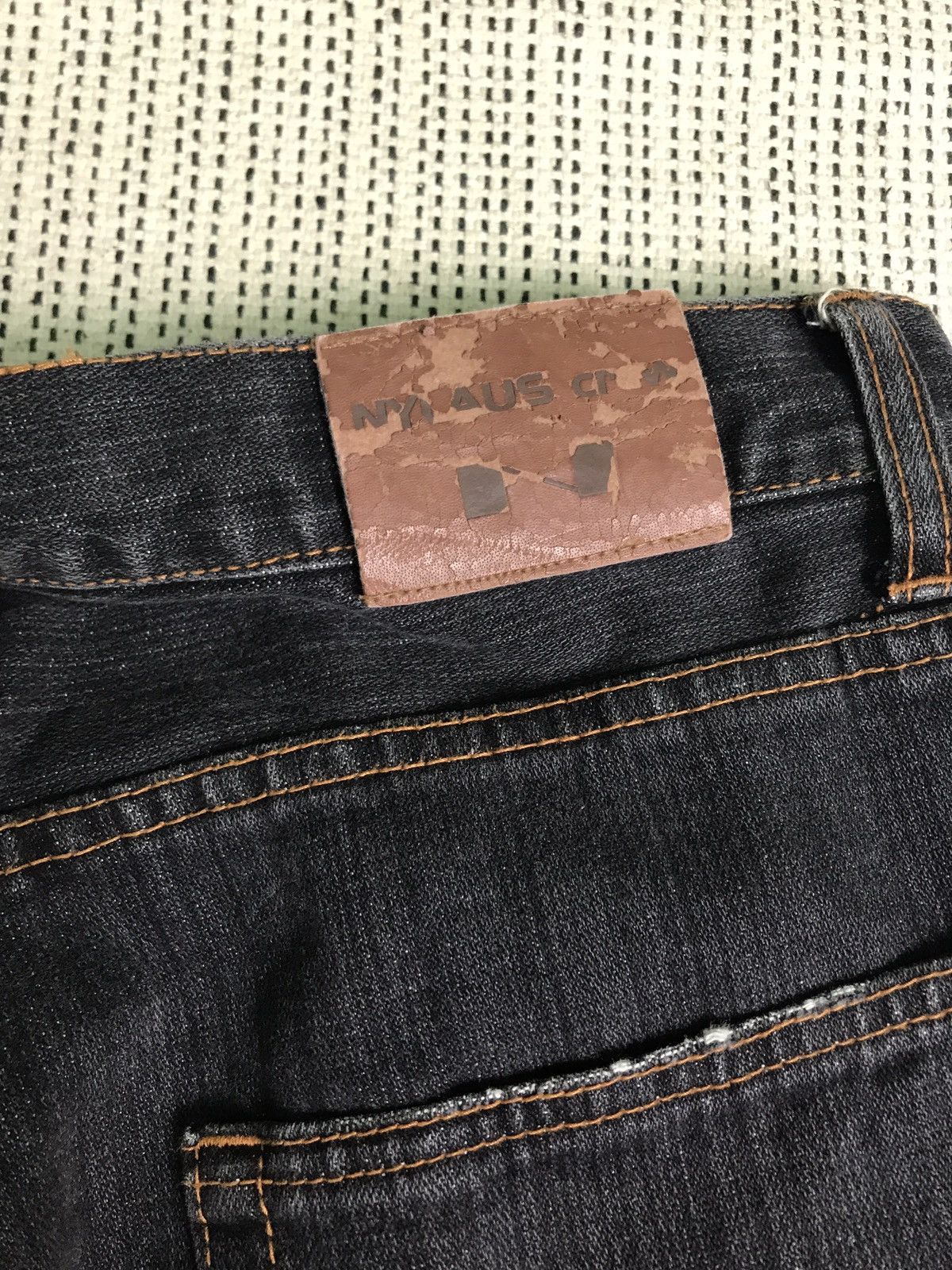 If Six Was Nine × Japanese Brand VERY RARE DISTRESSED ‼️NYLAUS JEANS JAPANESE BRAND Size US 32 / EU 48 - 3 Thumbnail