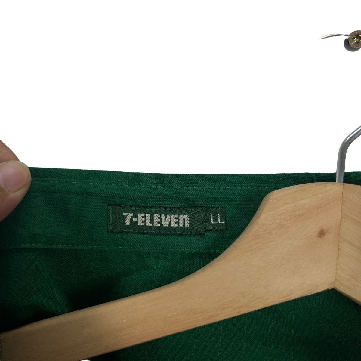 Japanese Brand VINTAGE 7-ELEVEN JAPAN BIG LOGO WORKERS WEAR Size US L / EU 52-54 / 3 - 12 Thumbnail