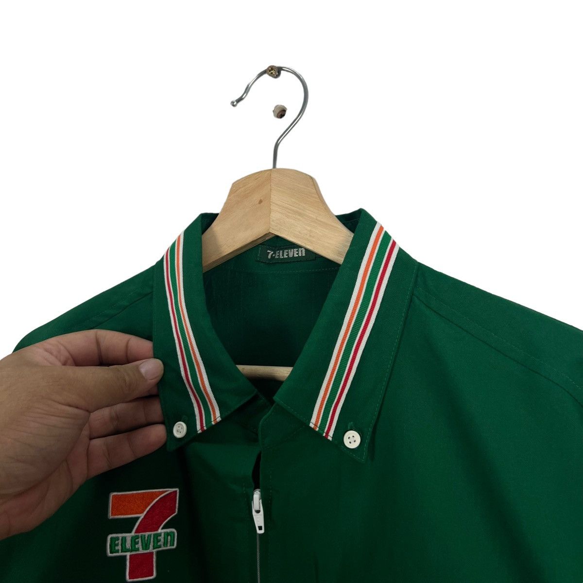 Japanese Brand VINTAGE 7-ELEVEN JAPAN BIG LOGO WORKERS WEAR Size US L / EU 52-54 / 3 - 8 Thumbnail