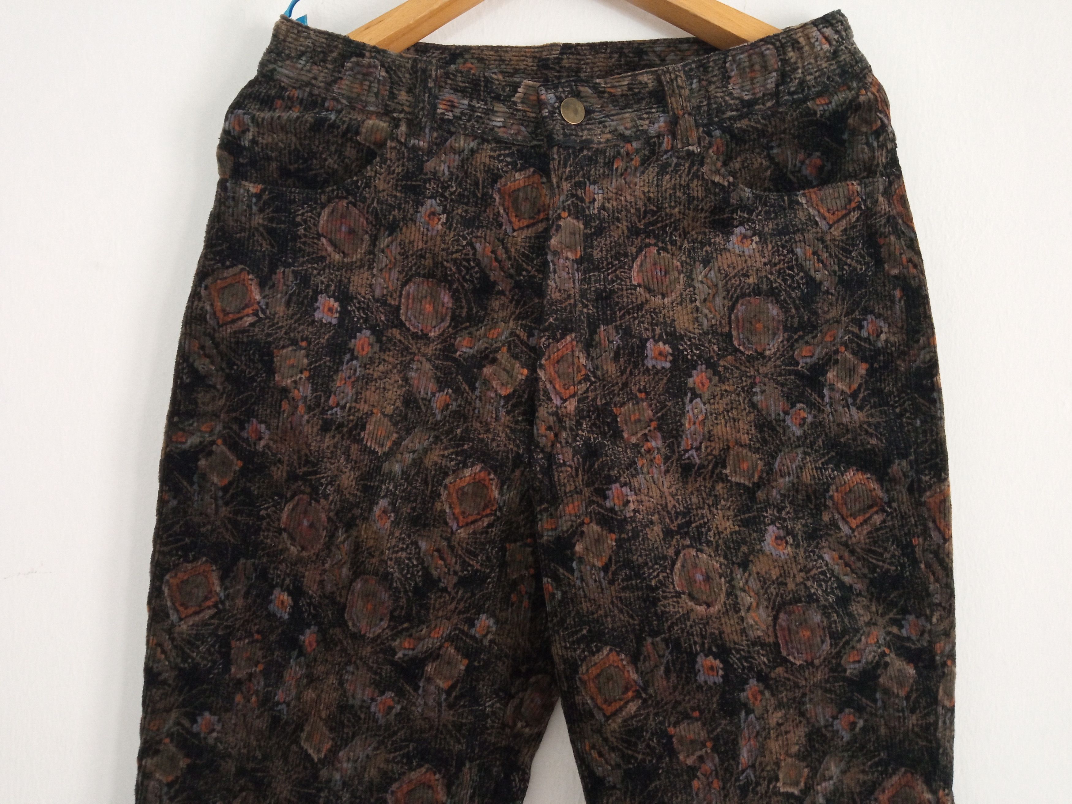 Japanese Brand × Vintage 🔥🔥Vintage Japanese Brand Full Print Artwork Courdroy Pants Size US 30 / EU 46 - 6 Thumbnail