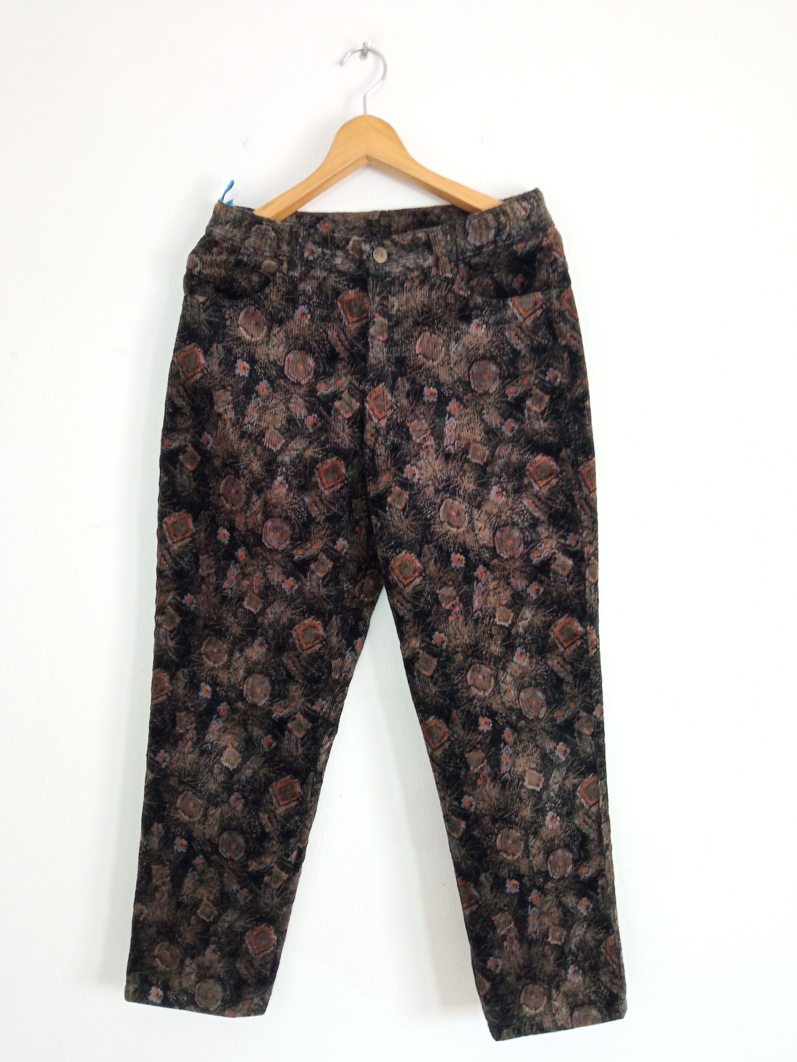 Japanese Brand × Vintage 🔥🔥Vintage Japanese Brand Full Print Artwork Courdroy Pants Size US 30 / EU 46 - 1 Thumbnail