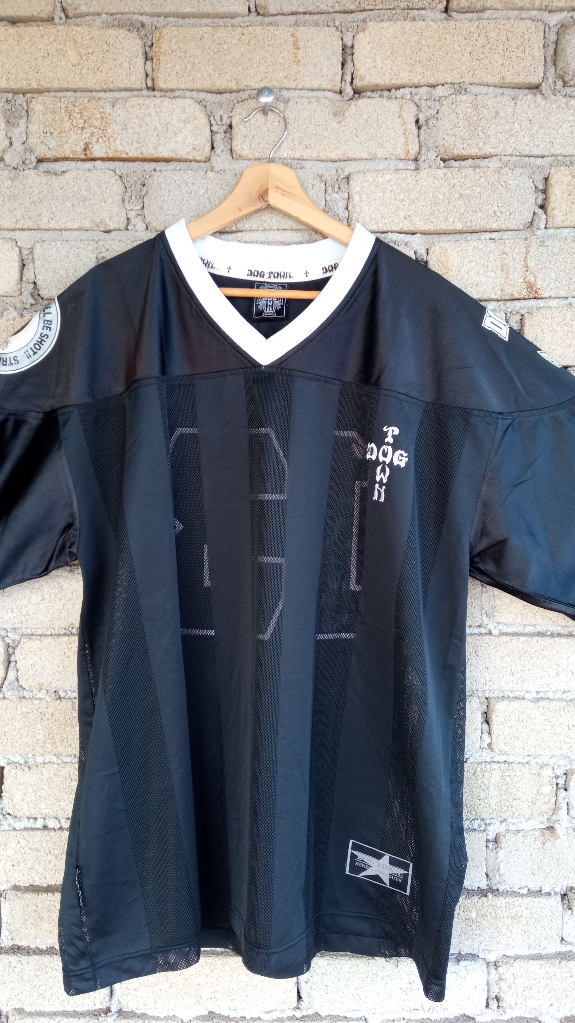 Dogtown × Vintage 🔥🔥Vintage Dogtown Skate Street Cool Guys T-Shirt Size US XL / EU 56 / 4 - 5 Thumbnail