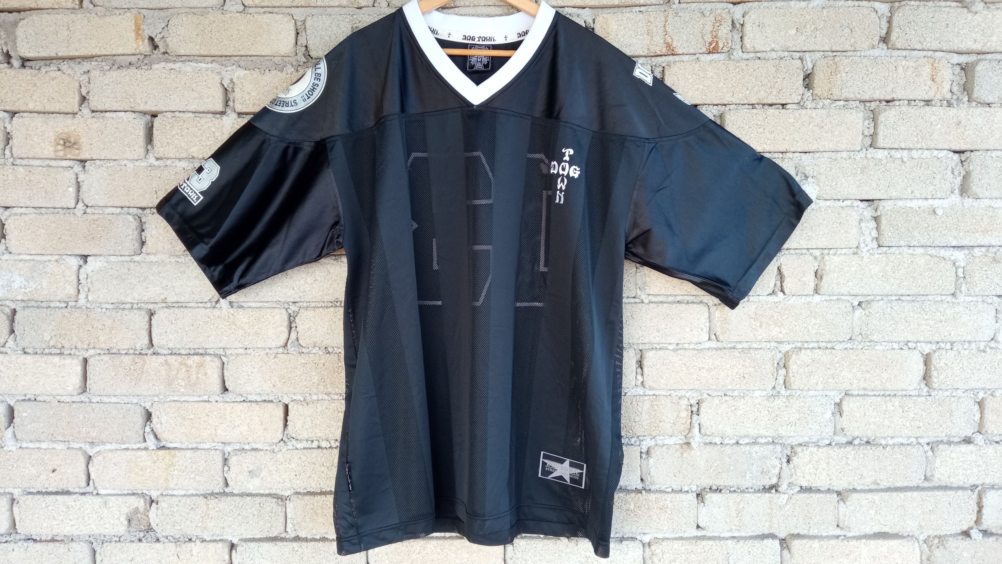 Dogtown × Vintage 🔥🔥Vintage Dogtown Skate Street Cool Guys T-Shirt Size US XL / EU 56 / 4 - 2 Thumbnail
