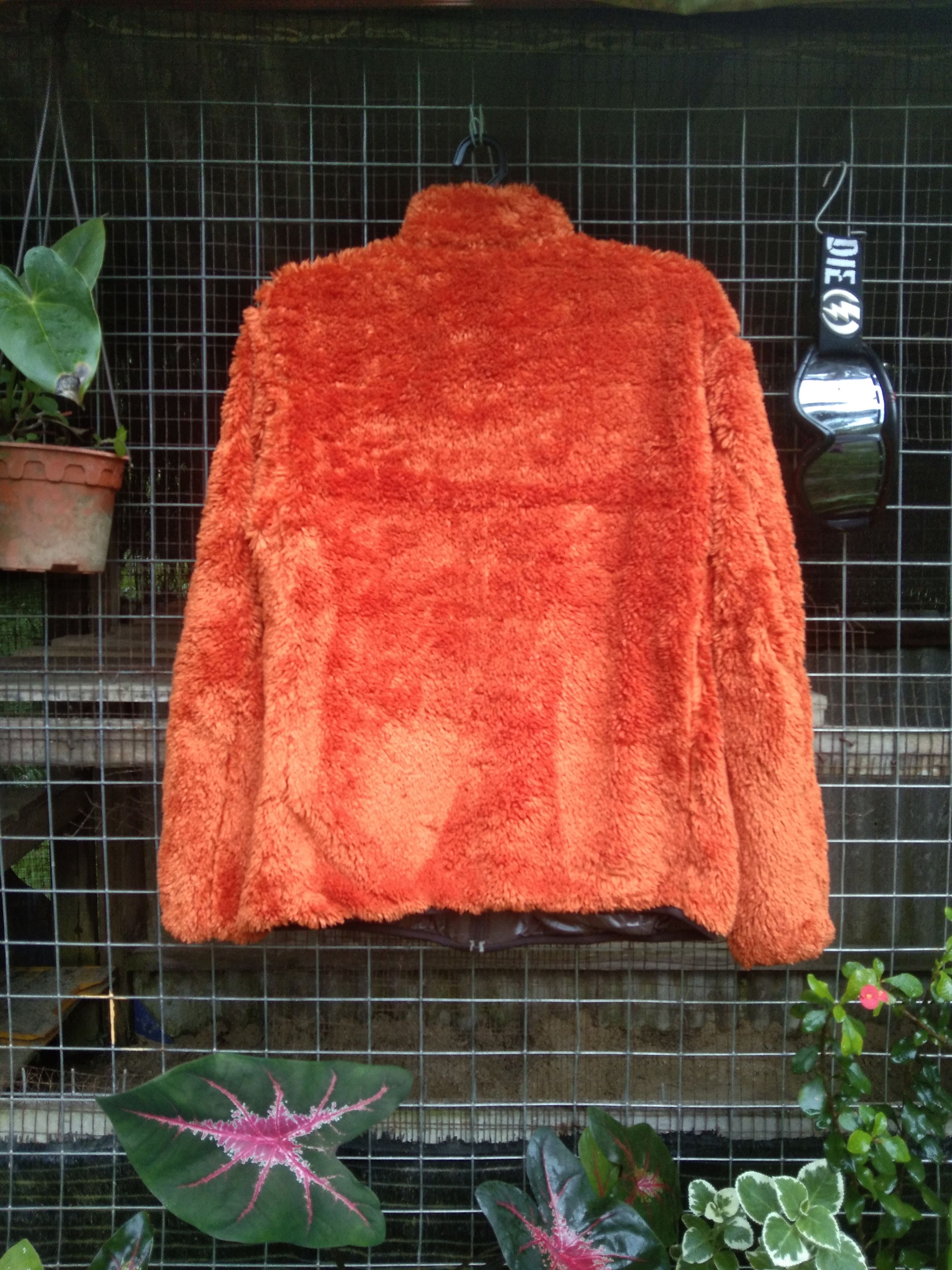 Japanese Brand × Uniqlo UNIQLO SOFT AND SMOOTH FAUX FUR JACKET Size US L / EU 52-54 / 3 - 5 Thumbnail