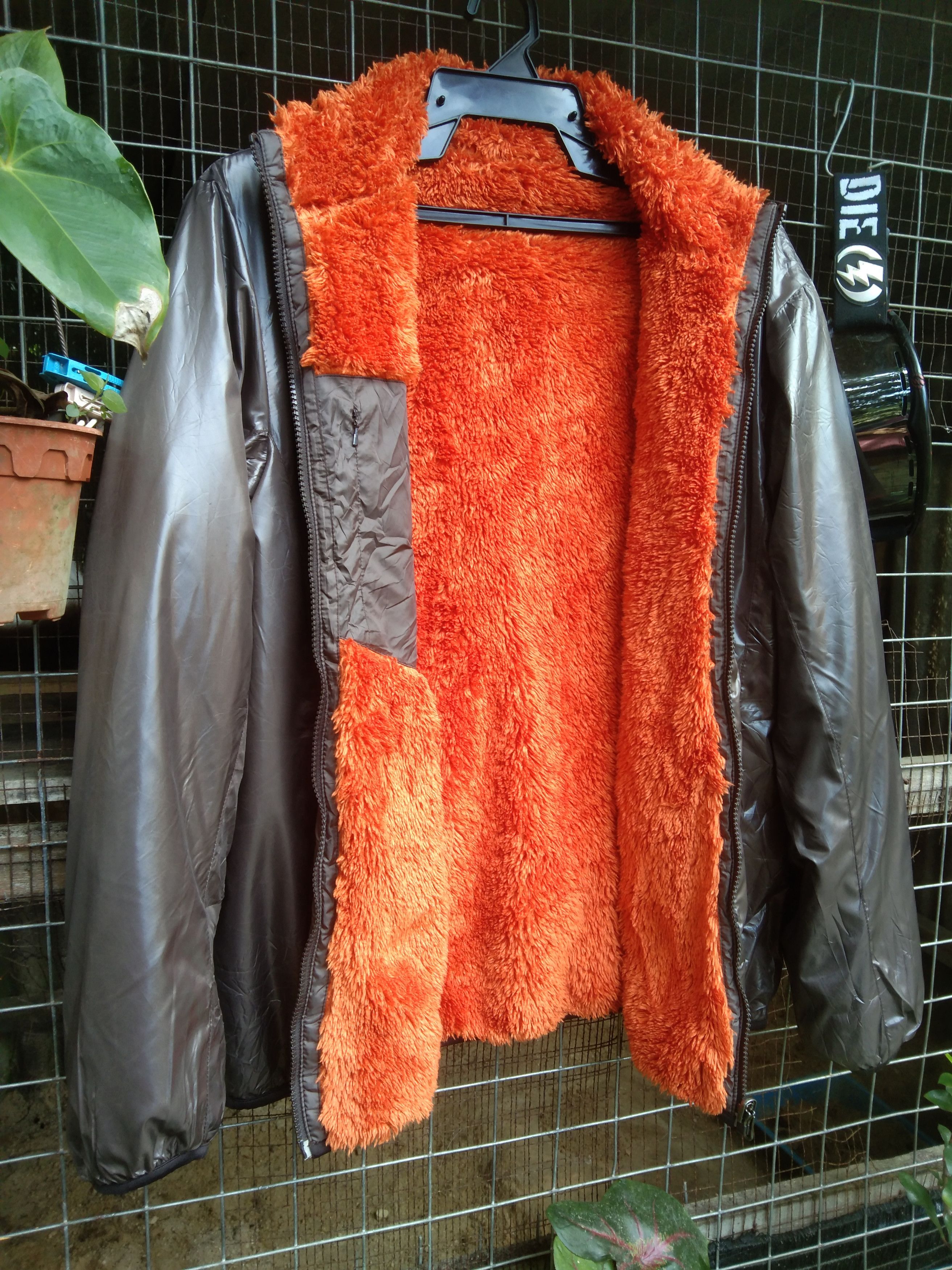 Japanese Brand × Uniqlo UNIQLO SOFT AND SMOOTH FAUX FUR JACKET Size US L / EU 52-54 / 3 - 6 Thumbnail