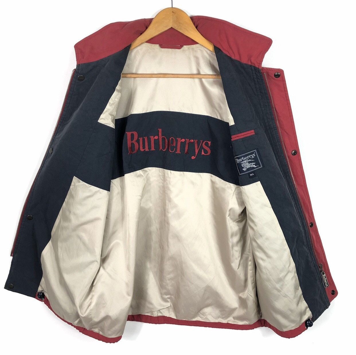Burberry RARE!! Design!! Vintage Burberry Jacket Big Spellout Logo Size US L / EU 52-54 / 3 - 1 Thumbnail