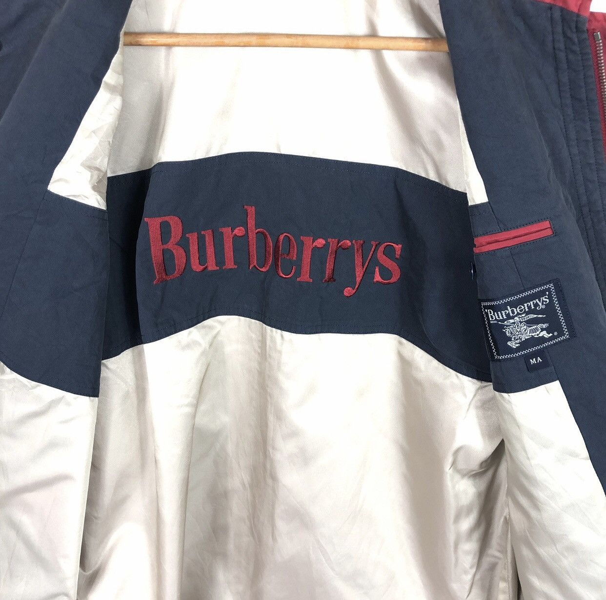 Burberry RARE!! Design!! Vintage Burberry Jacket Big Spellout Logo Size US L / EU 52-54 / 3 - 7 Thumbnail