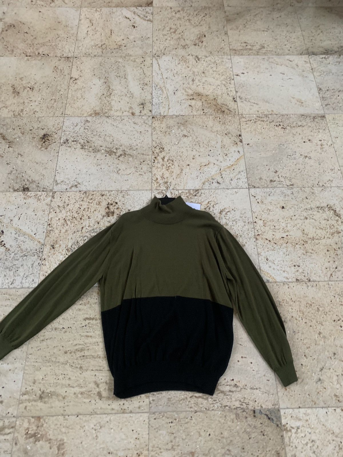 Han Kjobenhavn Strangle Knit in Hunter & Black Size US XXL / EU 58 / 5 - 1 Thumbnail