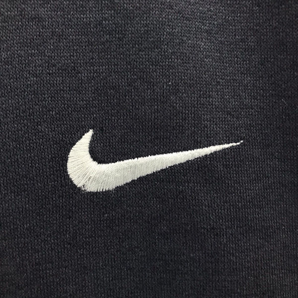 Nike × Vintage Vintage Sun Faded Nike Small Logo Center Swoosh Sweatshirt Size US M / EU 48-50 / 2 - 3 Thumbnail