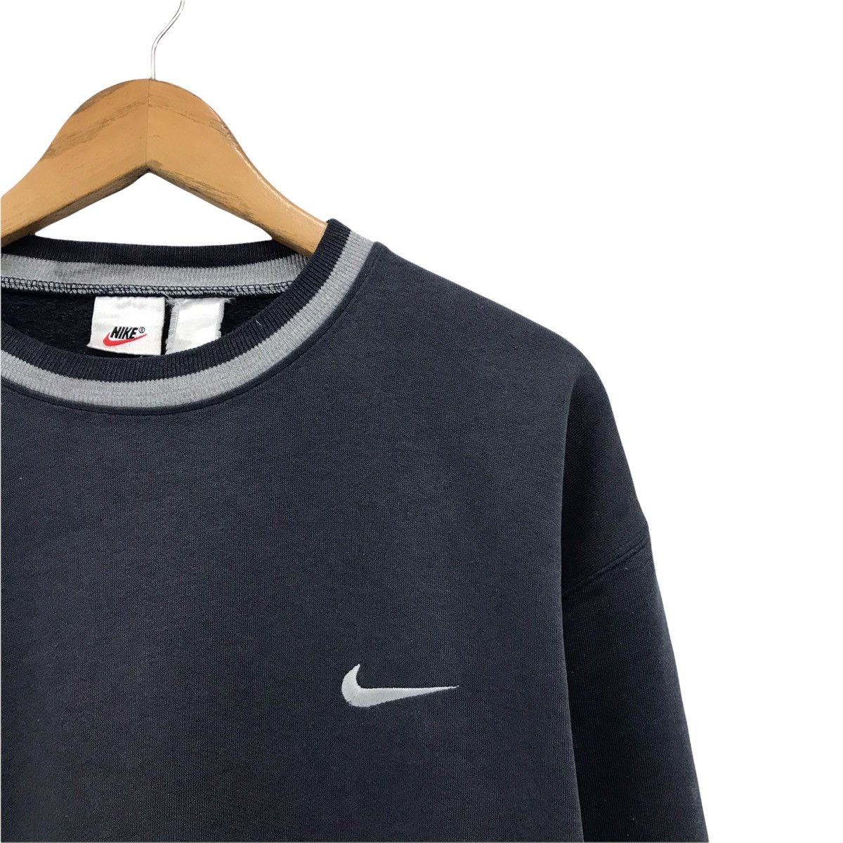 Nike × Vintage Vintage Sun Faded Nike Small Logo Center Swoosh Sweatshirt Size US M / EU 48-50 / 2 - 4 Thumbnail