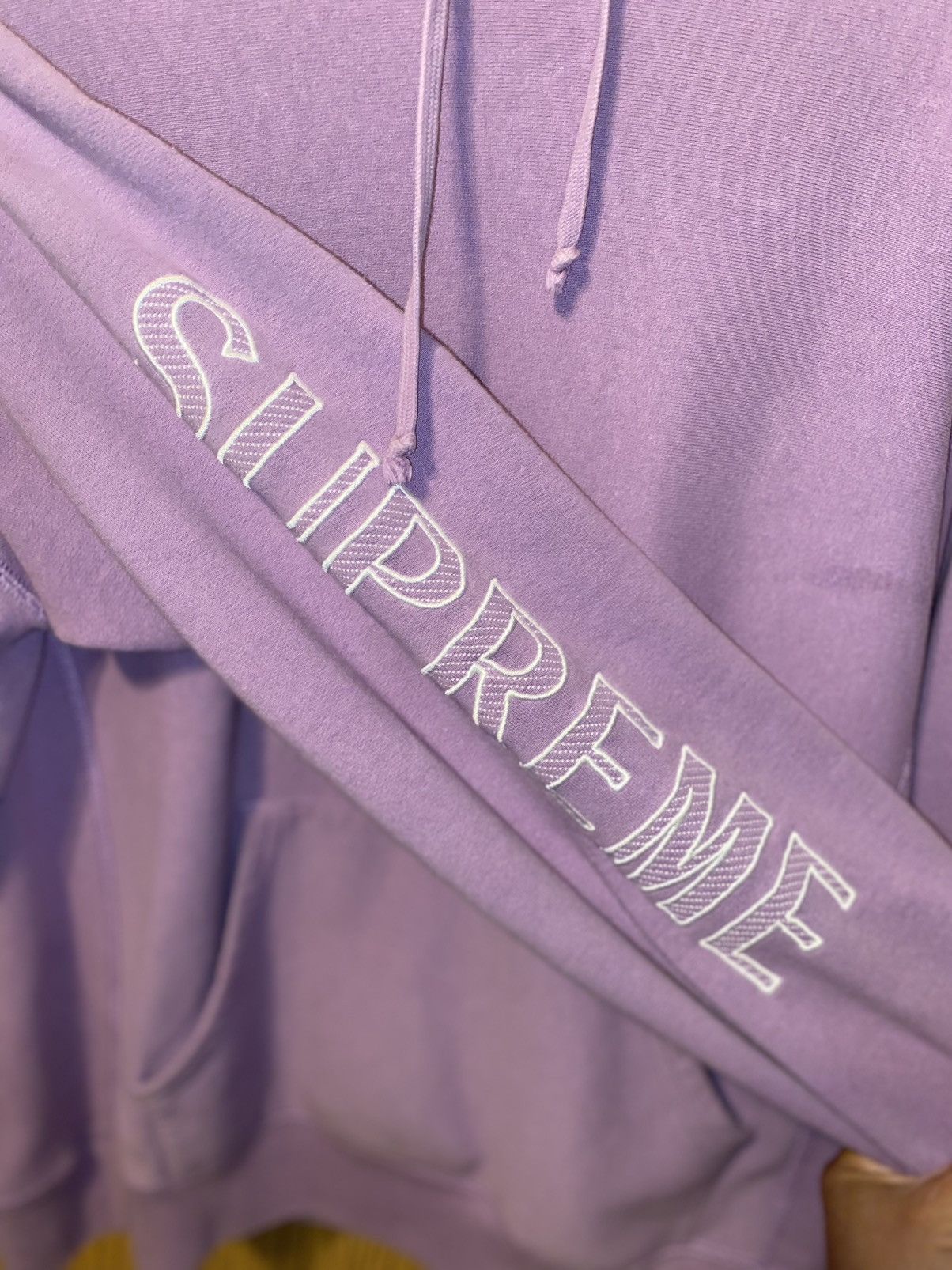 Supreme Supreme Lavender Arm Logo Hoodie Sz M Size US M / EU 48-50 / 2 - 2 Thumbnail