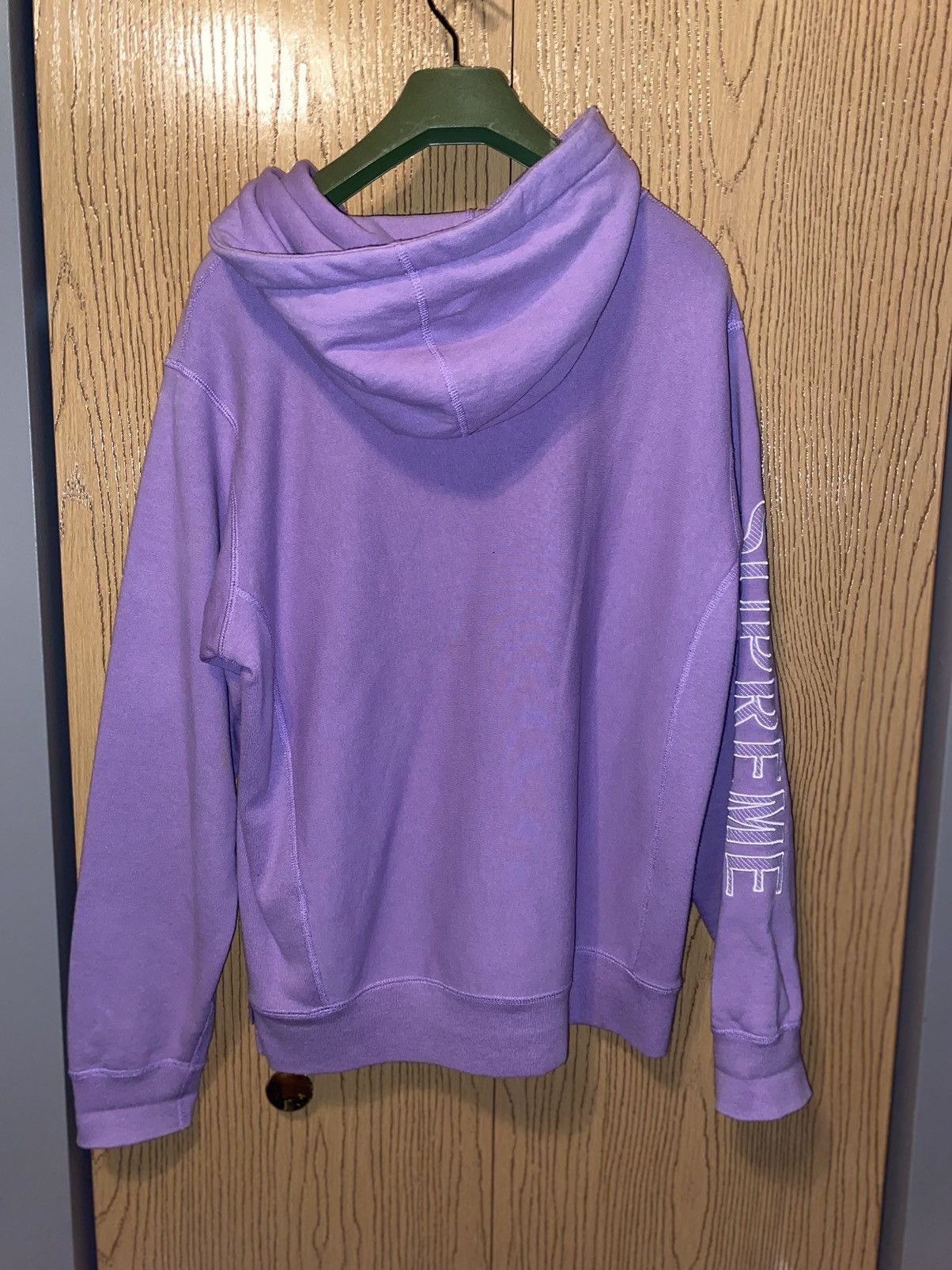 Supreme Supreme Lavender Arm Logo Hoodie Sz M Size US M / EU 48-50 / 2 - 6 Thumbnail