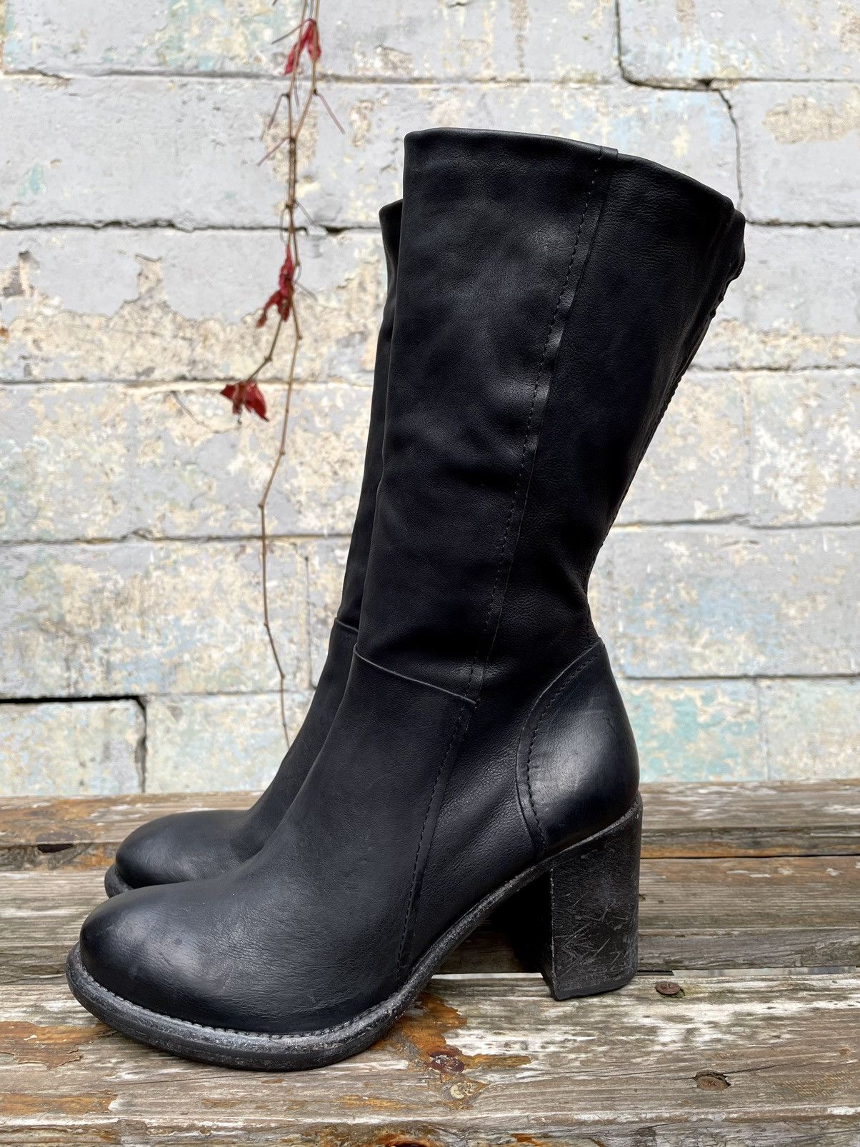 A.S.98 × Vintage Avant Garde Vintage Genuine Leather Avant Garde Boots Y2K Size US 9 / IT 39 - 2 Thumbnail