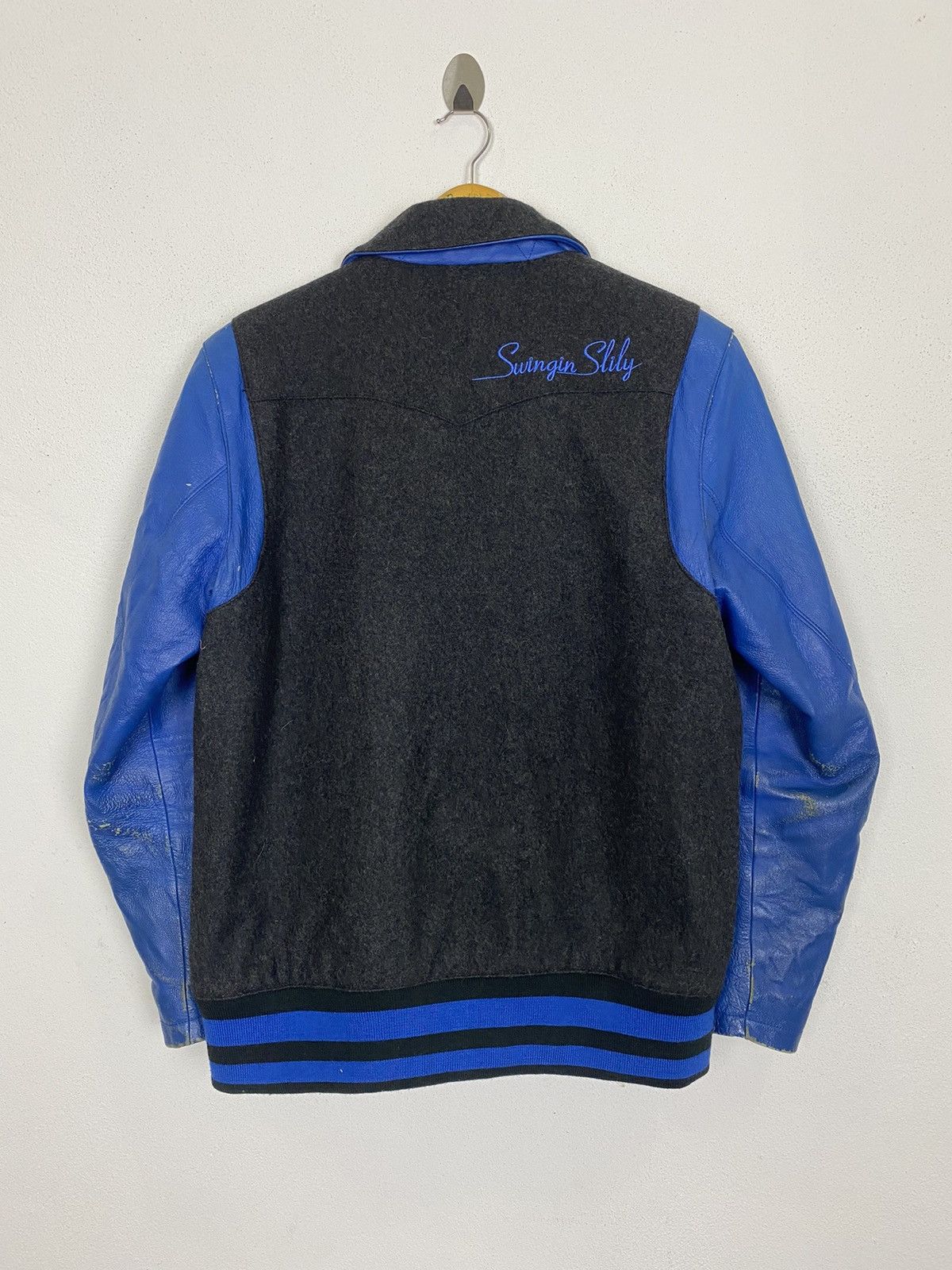 Japanese Brand VINTAGE SWINGIN SLILY VARSITY JACKET Size US L / EU 52-54 / 3 - 3 Thumbnail