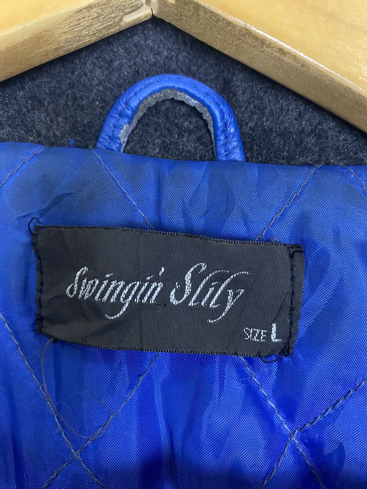 Japanese Brand VINTAGE SWINGIN SLILY VARSITY JACKET Size US L / EU 52-54 / 3 - 11 Thumbnail