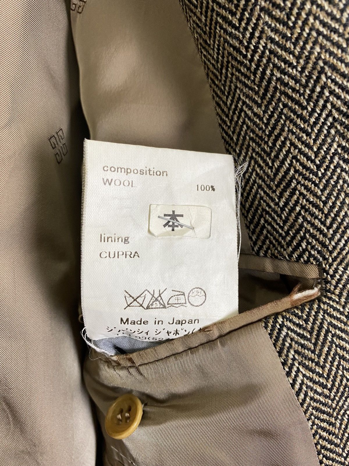 Givenchy × Vintage GK146 VINTAGE GIVENCHY JACKET WOOL FABRIC Size US L / EU 52-54 / 3 - 9 Thumbnail