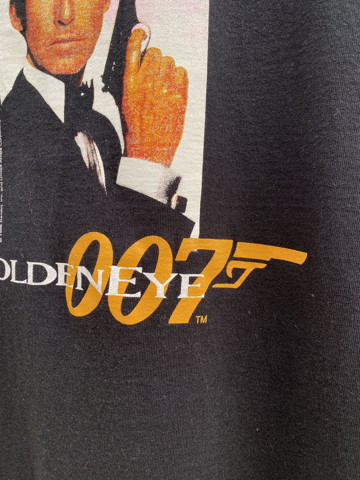 Vintage vintage 90s james bond 007 golden eye pierce brosnan rare Size US L / EU 52-54 / 3 - 6 Thumbnail