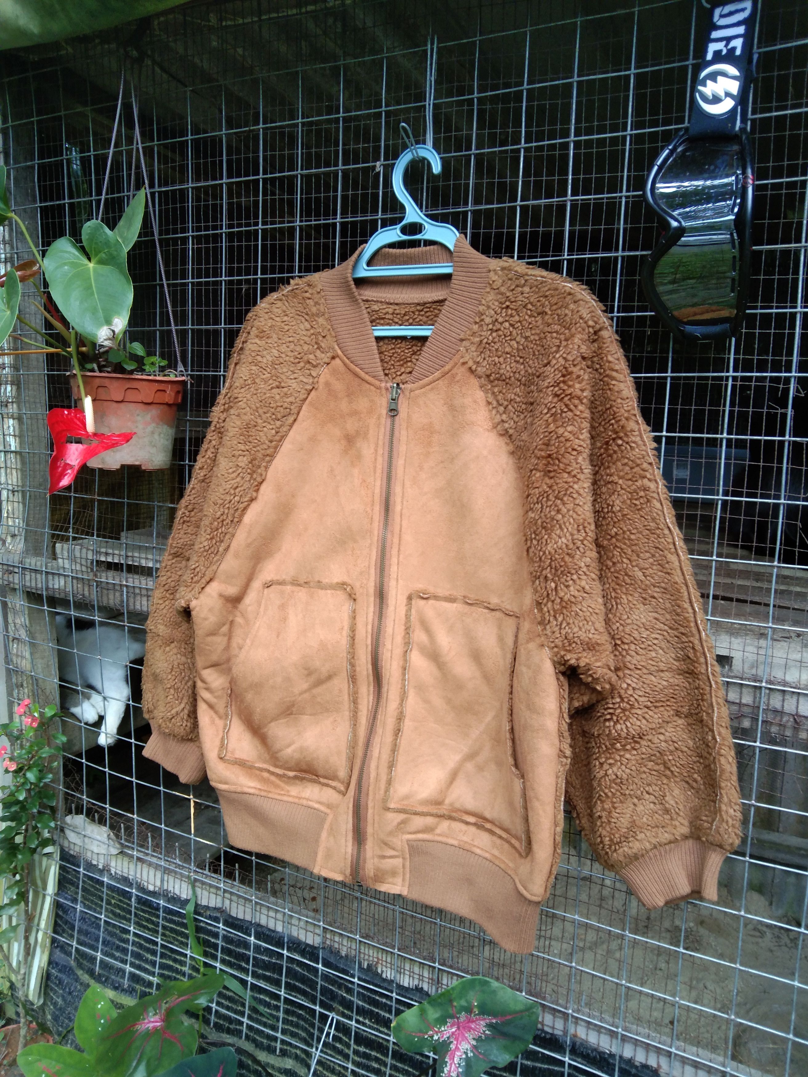 Japanese Brand MEN'S DEEP PILE SHERPA JACKET Size US L / EU 52-54 / 3 - 3 Thumbnail