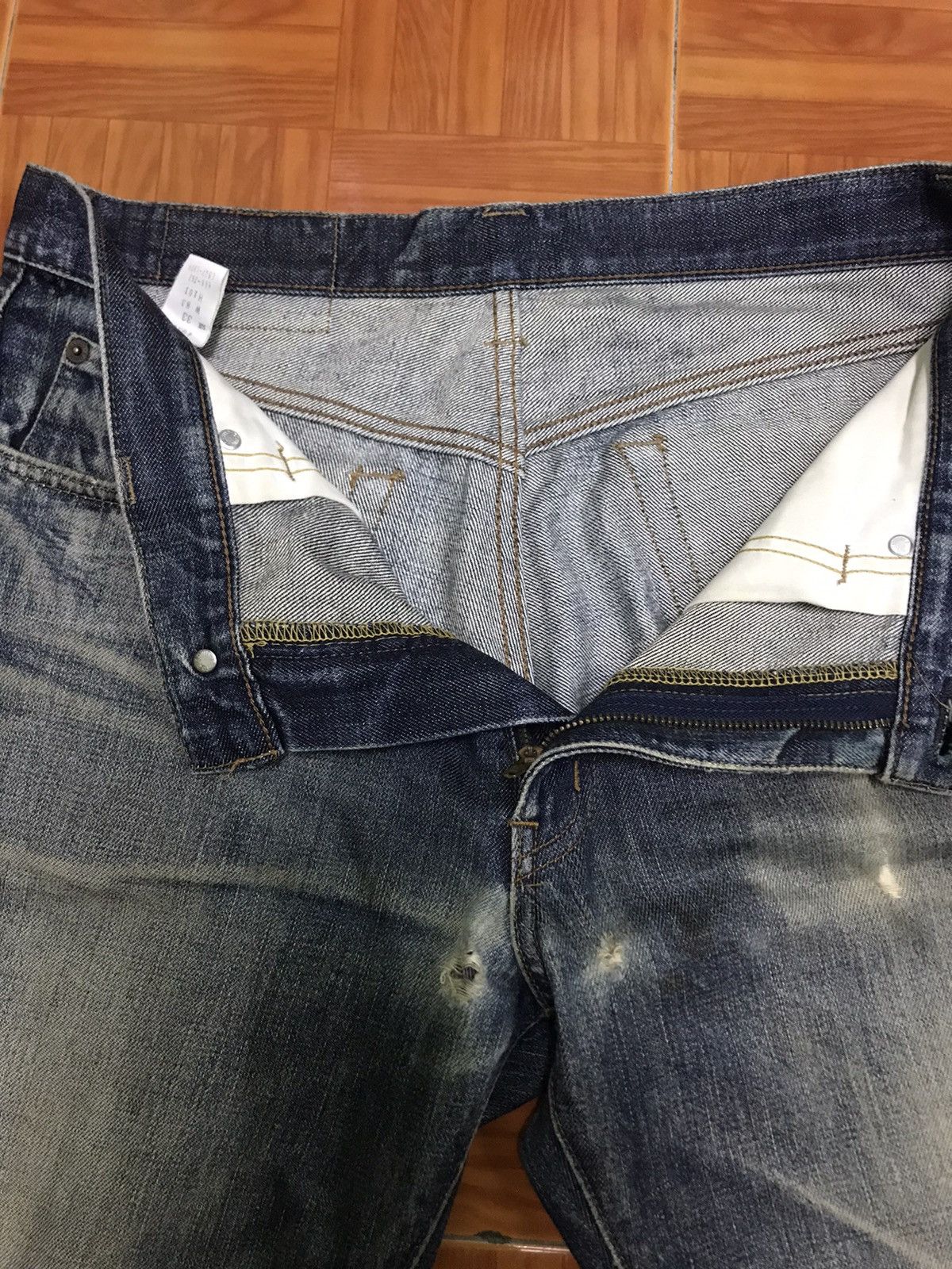 Edwin Vintage distressed edwin jeans very rare Size US 33 - 3 Thumbnail