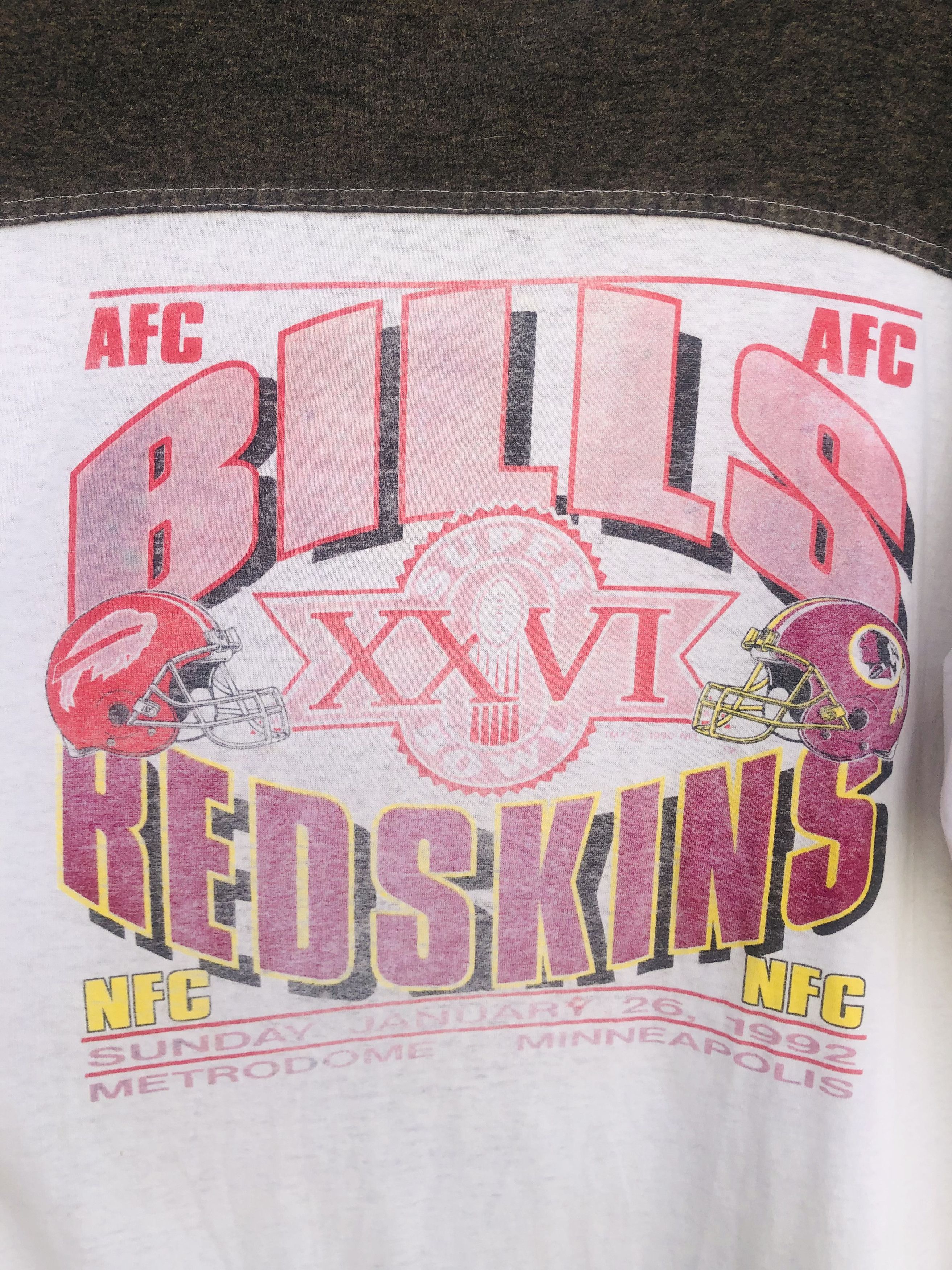 Vintage Vintage Bills Redskins Designer Fashion Style Shirt Size US XL / EU 56 / 4 - 5 Thumbnail
