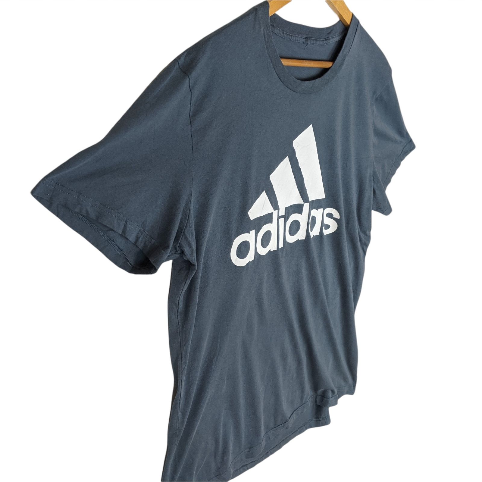Adidas ADIDAS Equipment Big Logo T-Shirt Size US XL / EU 56 / 4 - 3 Thumbnail