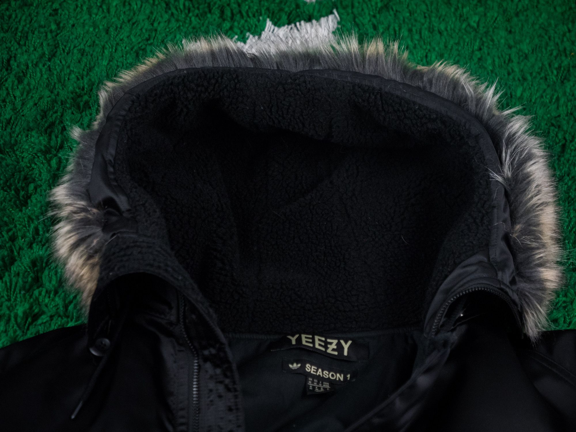Yeezy YEEZY SEASON 1 LONG FUR COAT - MEDIUM Size US M / EU 48-50 / 2 - 4 Thumbnail