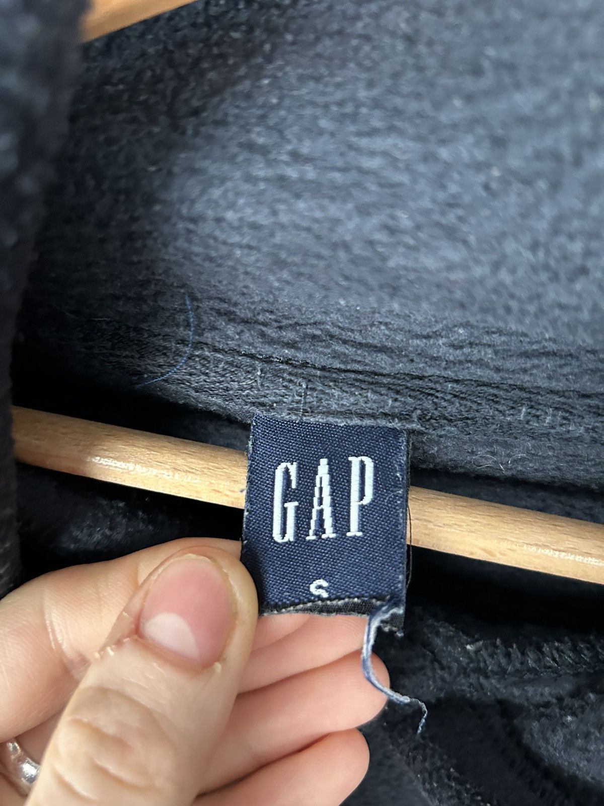 GAP Hoodie Sweatshirt Spellout Logo Vintage Streetwear