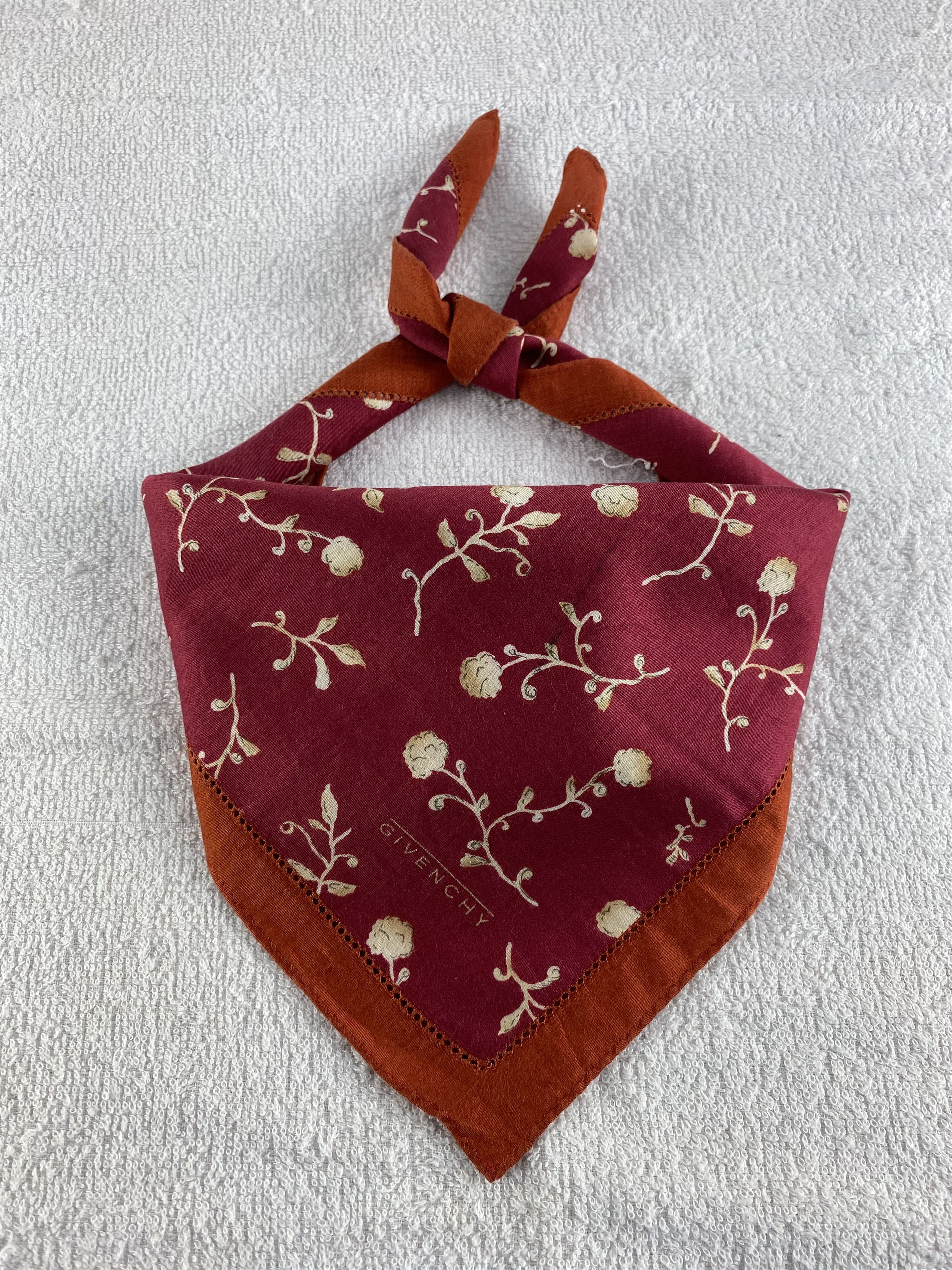 Vintage Givenchy Floral Handkerchief / Bandana / Neckerchief C126 Size ONE SIZE - 1 Thumbnail
