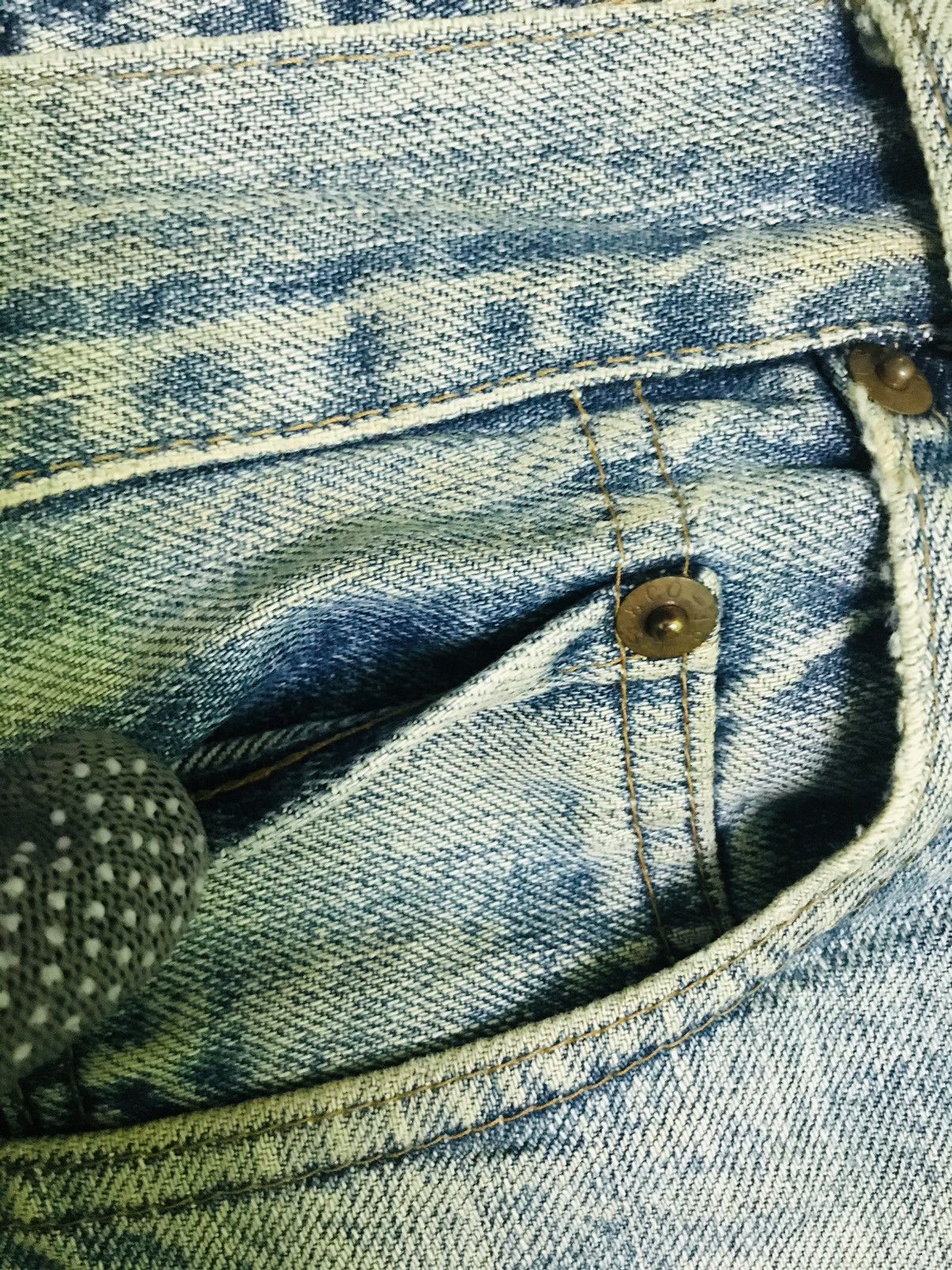 Levi's Vintage Levi’s Redline Selvedge Jeans Light Wash, Distressed Size US 31 - 8 Thumbnail