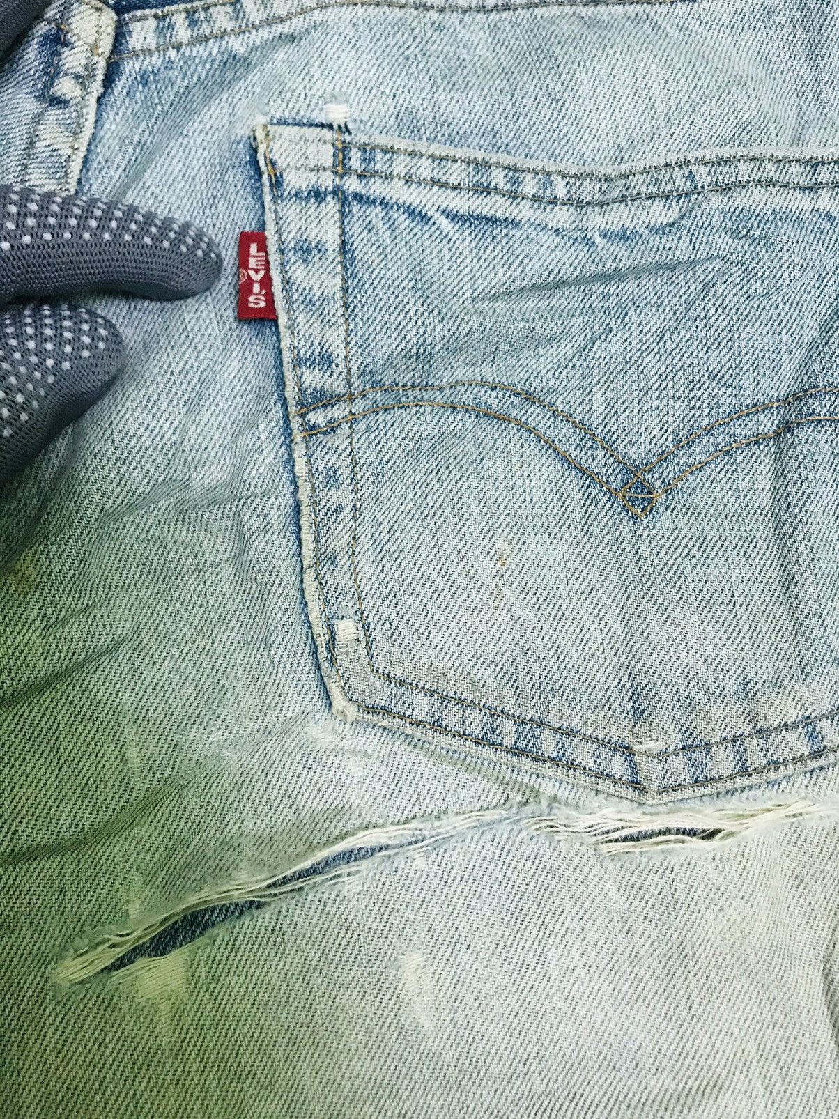 Levi's Vintage Levi’s Redline Selvedge Jeans Light Wash, Distressed Size US 31 - 4 Thumbnail