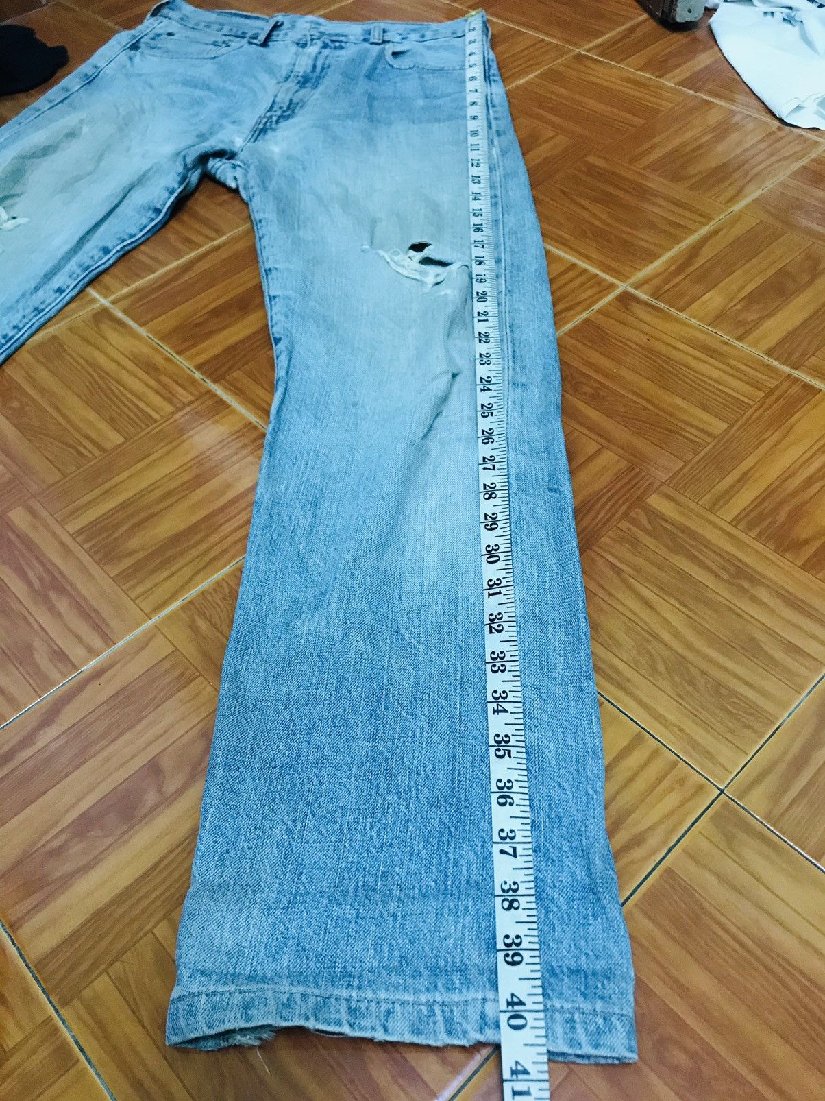 Levi's Vintage Levi’s Redline Selvedge Jeans Light Wash, Distressed Size US 31 - 15 Thumbnail
