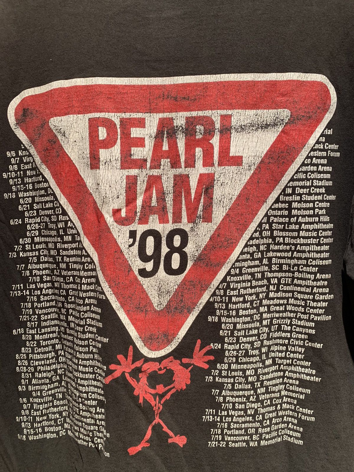 Band Tees × Delta × Vintage *RARE* Vintage Pearl Jam Yield 1998 Tour T-Shirt - Large Size US L / EU 52-54 / 3 - 4 Thumbnail