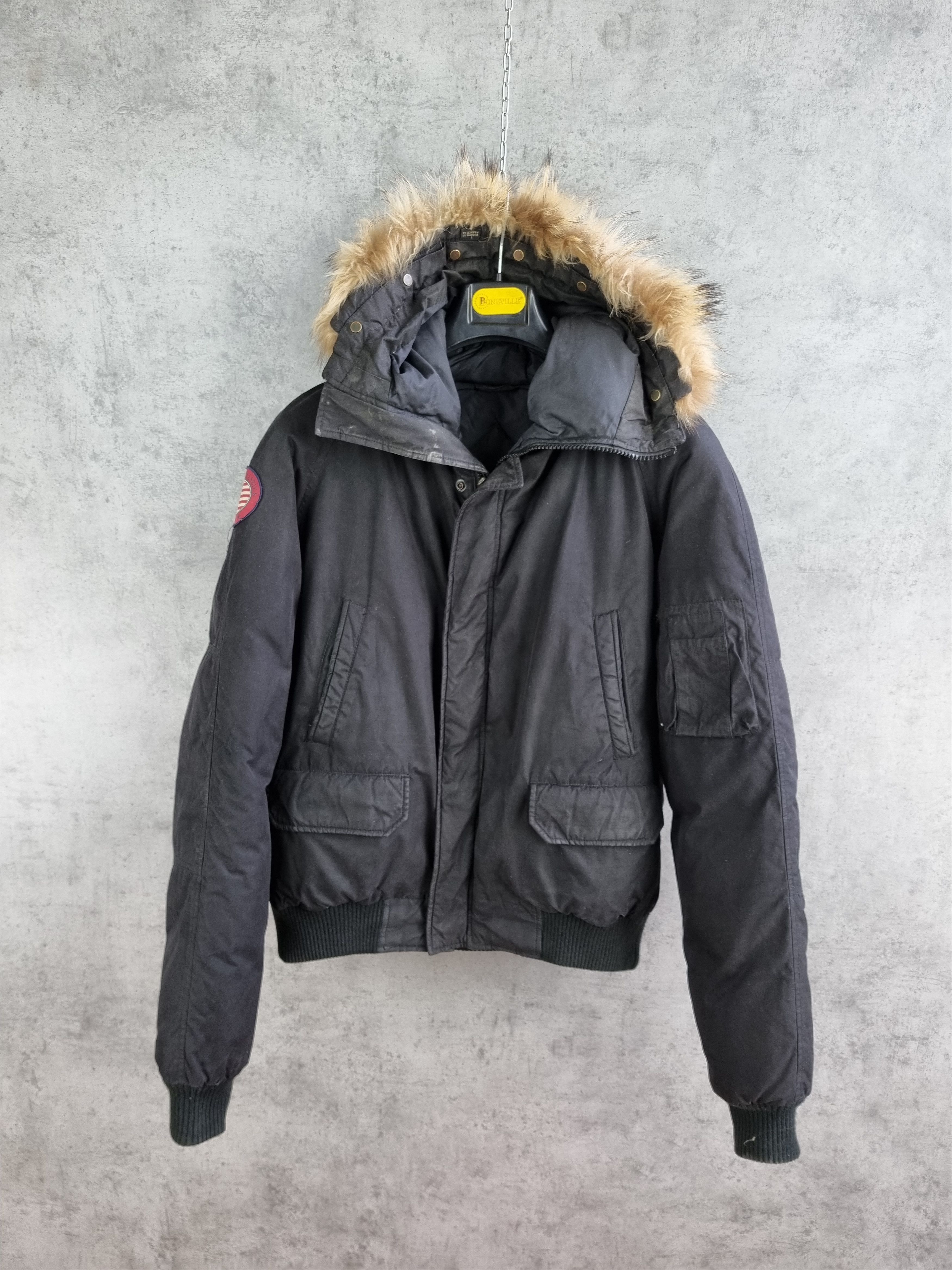 Marlboro × Marlboro Classics Vintage Marlboro Down Bomber Jacket Canada Goose style Size US L / EU 52-54 / 3 - 25 Thumbnail