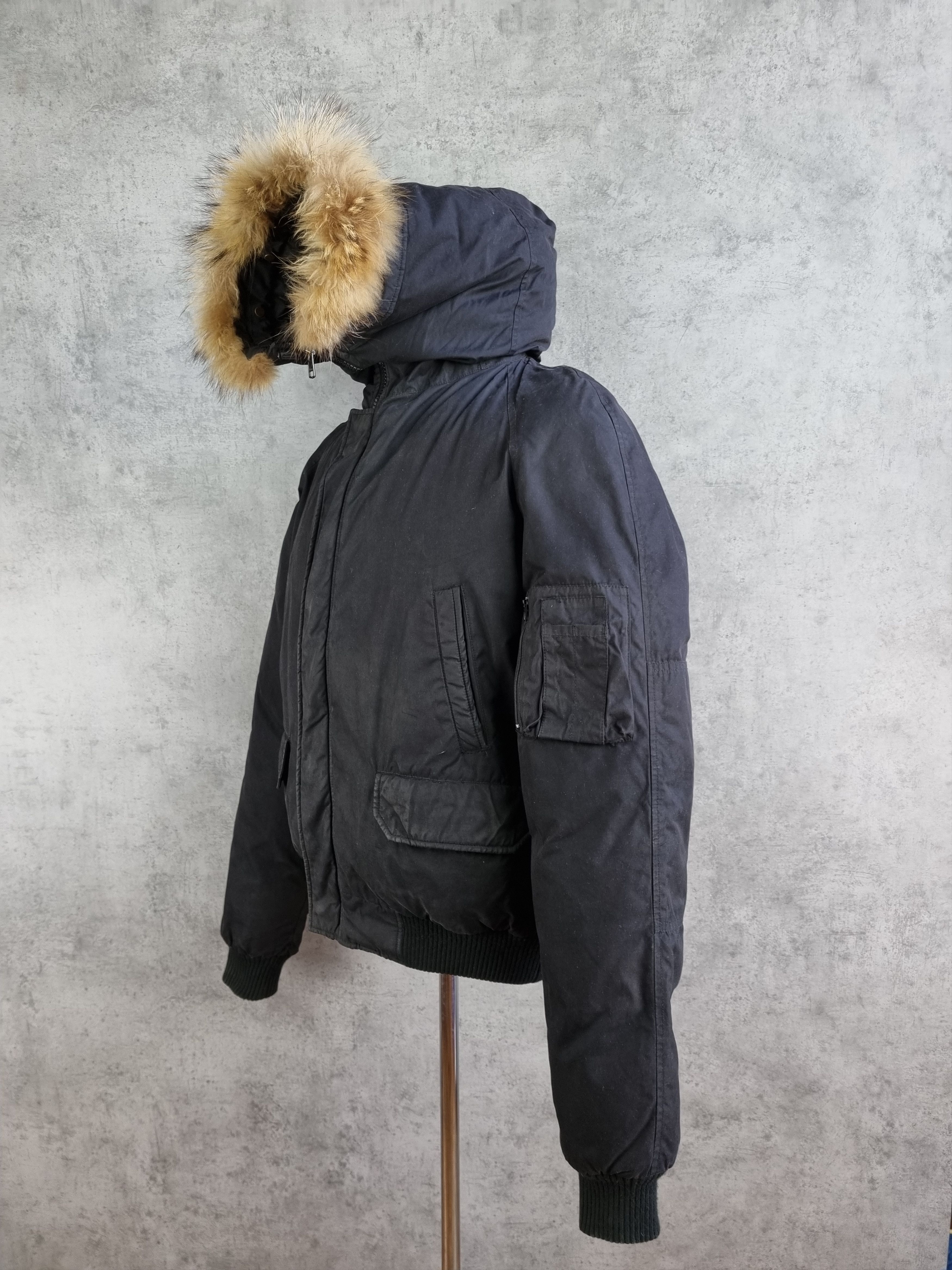 Marlboro × Marlboro Classics Vintage Marlboro Down Bomber Jacket Canada Goose style Size US L / EU 52-54 / 3 - 1 Thumbnail