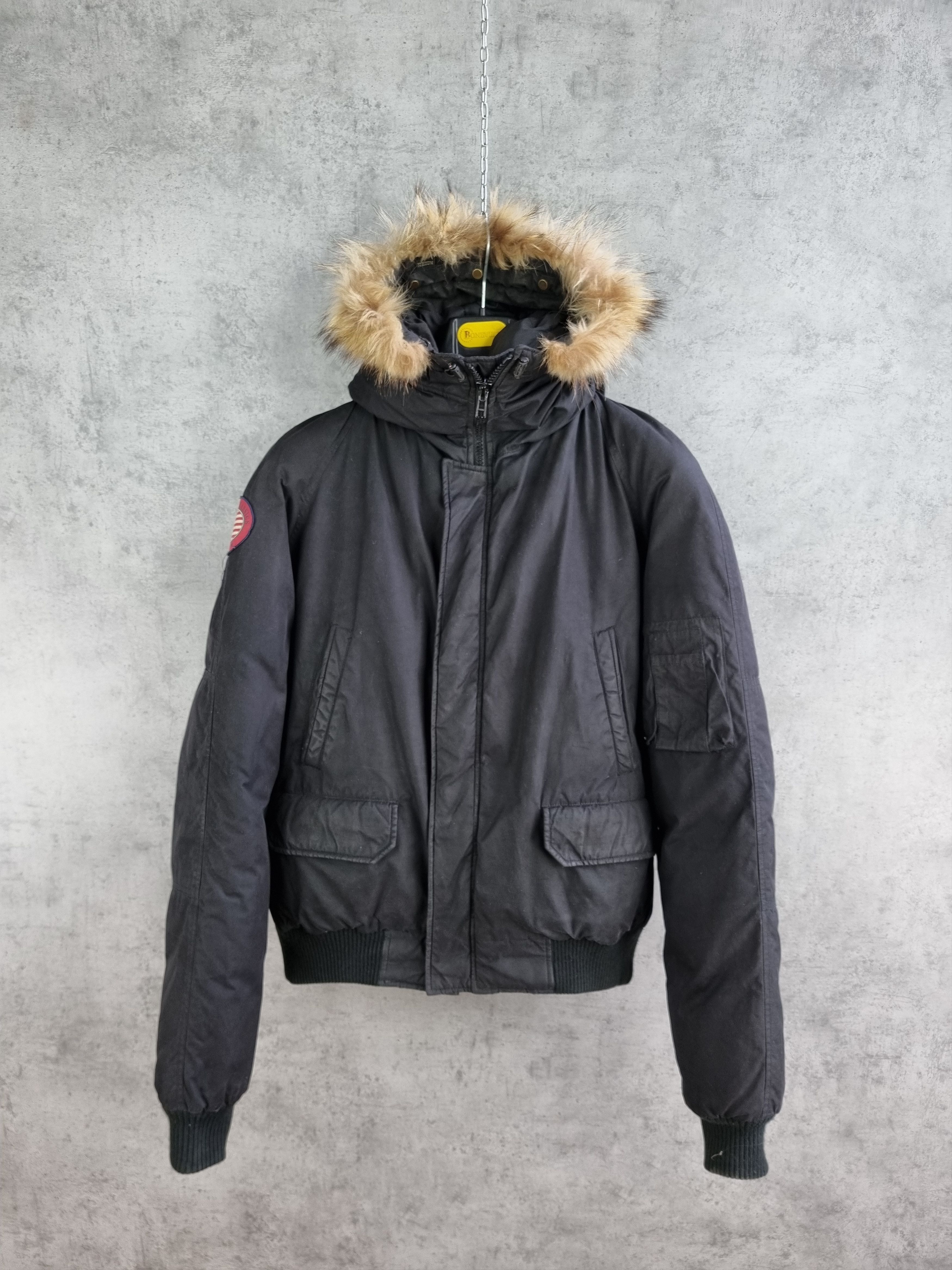 Marlboro × Marlboro Classics Vintage Marlboro Down Bomber Jacket Canada Goose style Size US L / EU 52-54 / 3 - 3 Thumbnail