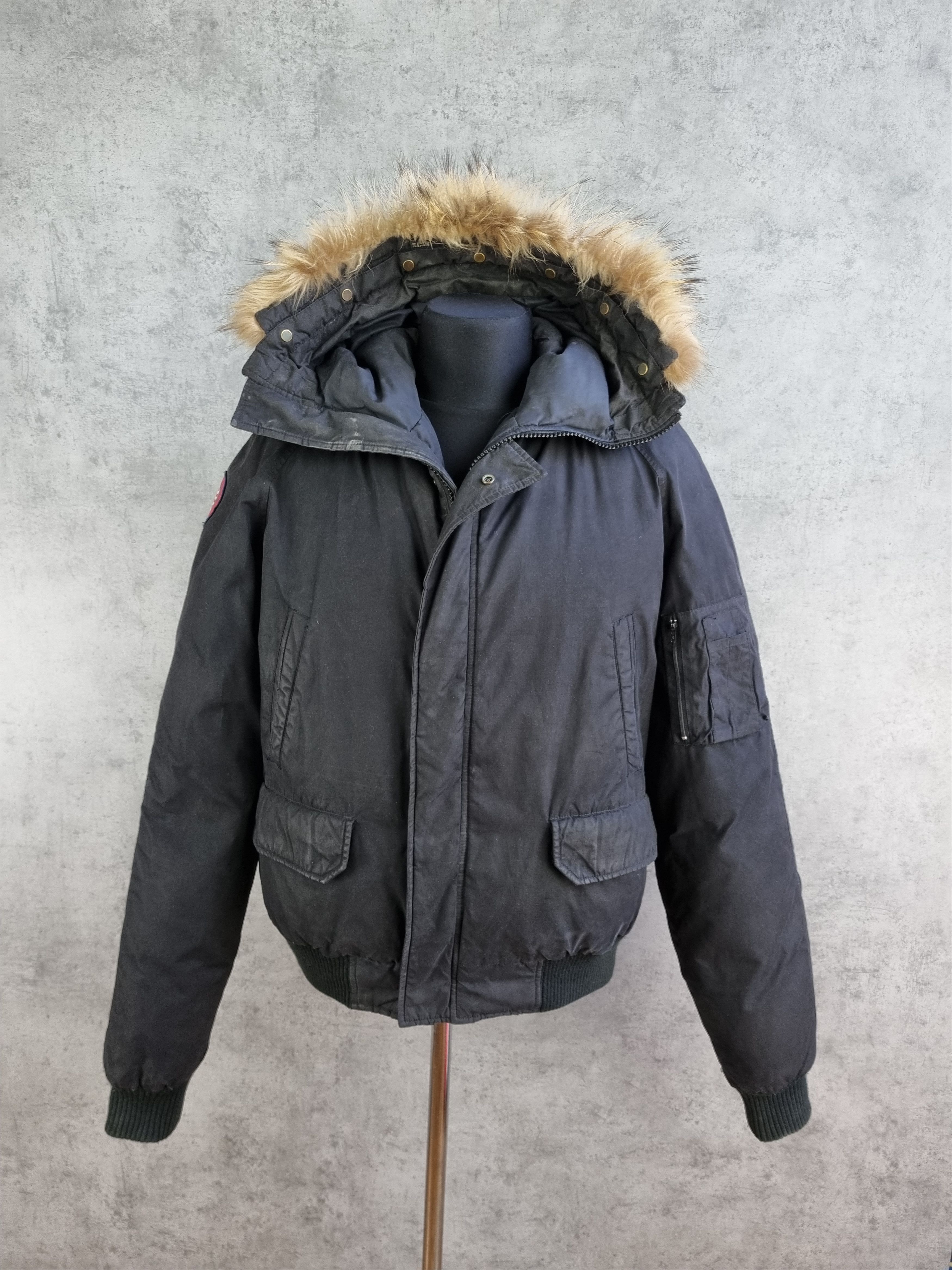 Marlboro × Marlboro Classics Vintage Marlboro Down Bomber Jacket Canada Goose style Size US L / EU 52-54 / 3 - 5 Thumbnail