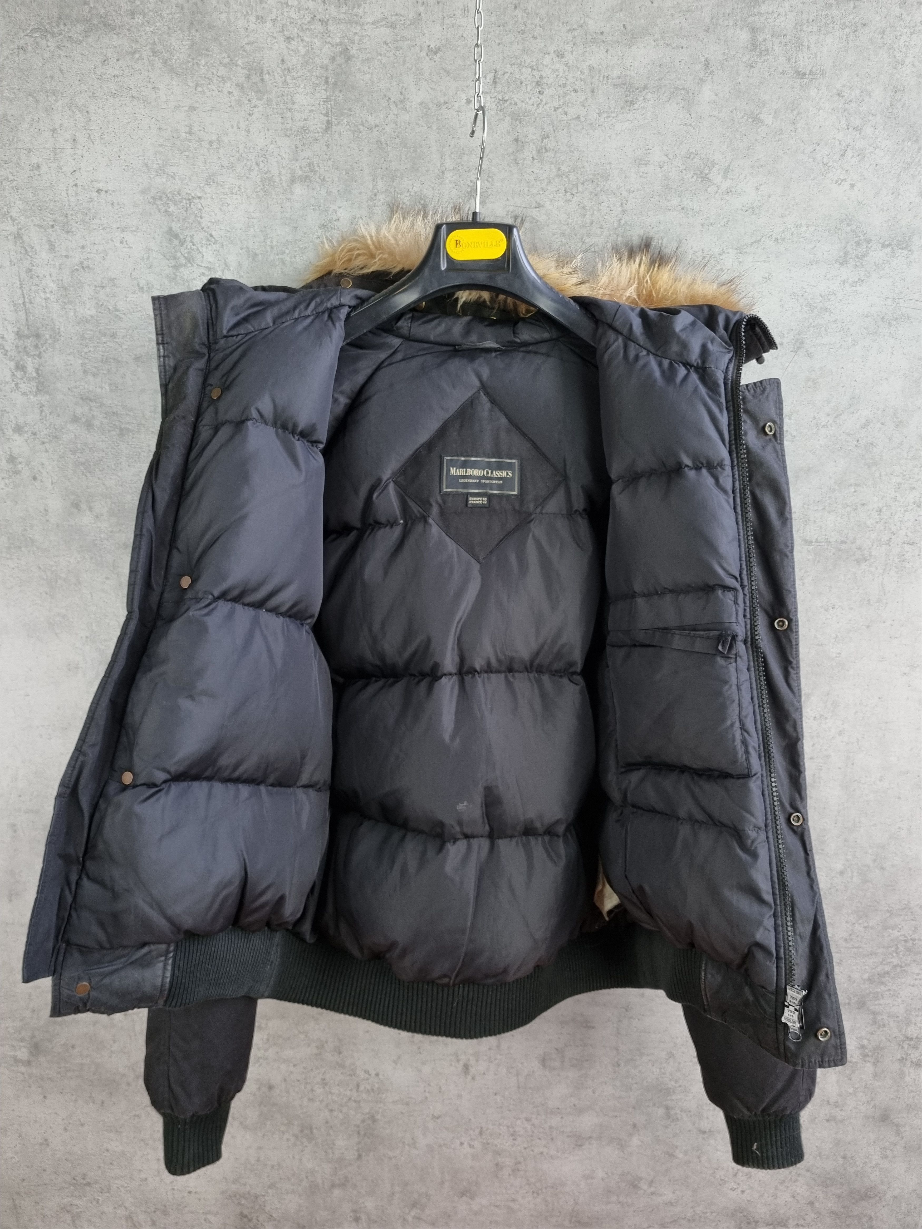 Marlboro × Marlboro Classics Vintage Marlboro Down Bomber Jacket Canada Goose style Size US L / EU 52-54 / 3 - 17 Thumbnail