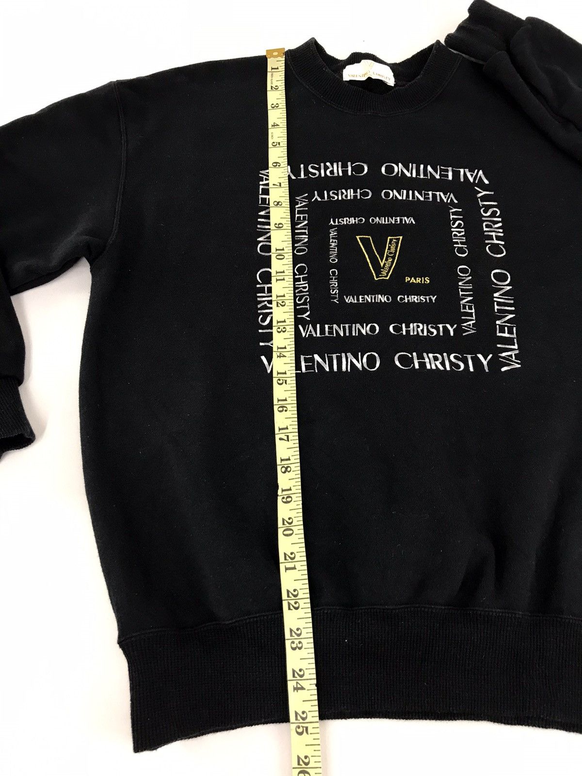 Valentino Vintage Valentino Christy Paris Sweatshirt Spell Out Size L Size US L / EU 52-54 / 3 - 8 Thumbnail