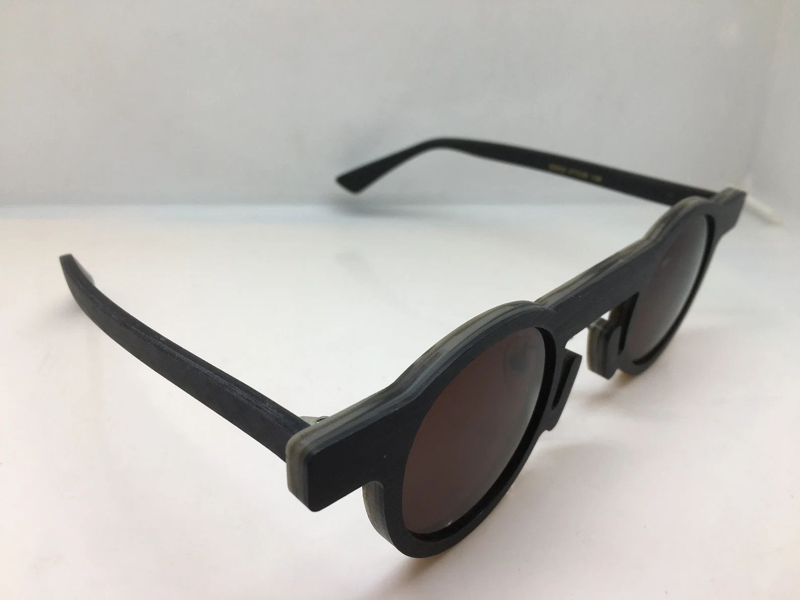 Vintage MOD AVANT GARDE JAPAN BLACK ROUND POWERBROKER SUNGLASSES Size ONE SIZE - 5 Thumbnail